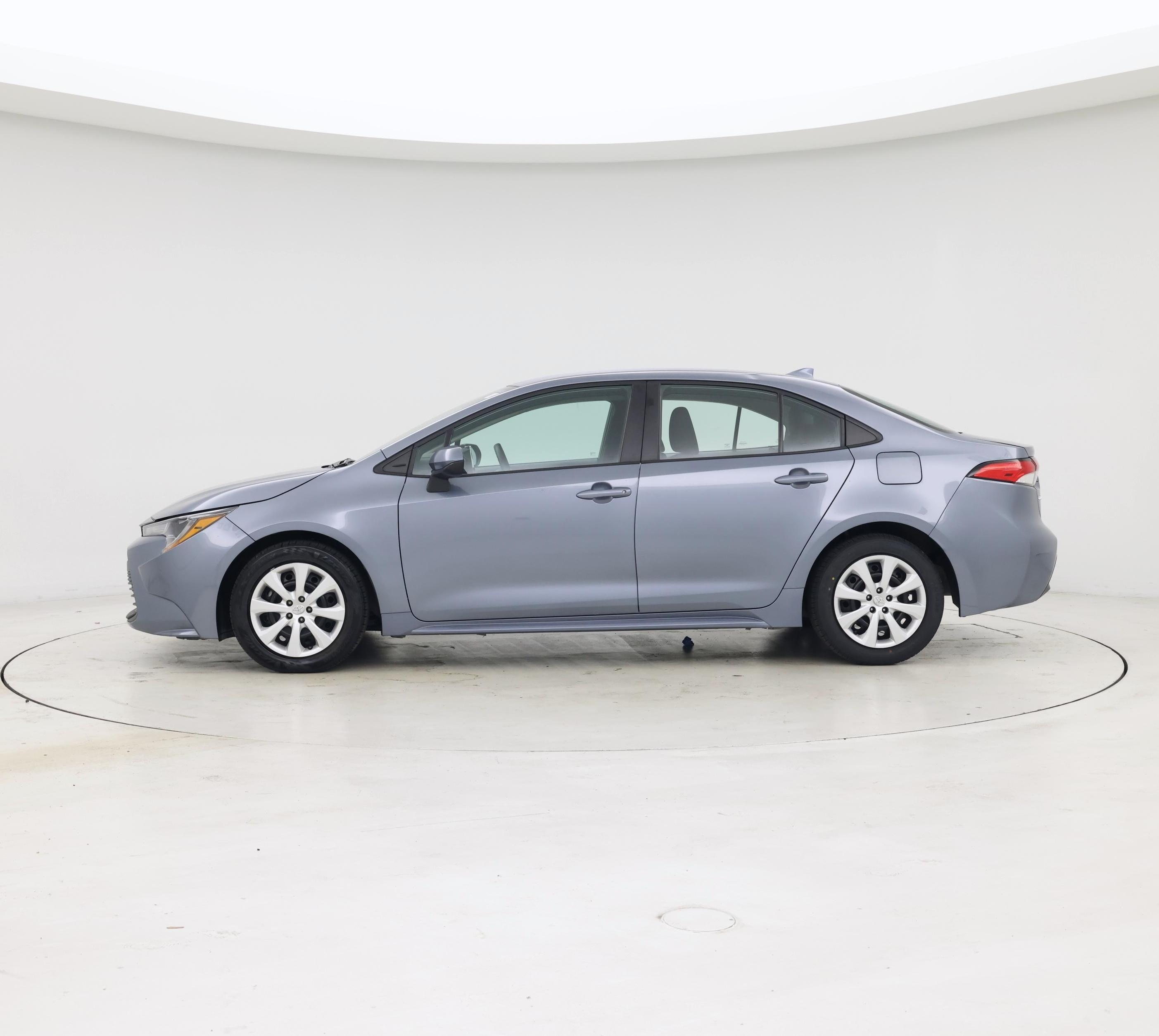 Thumbnail: 2024 Toyota Corolla - 3