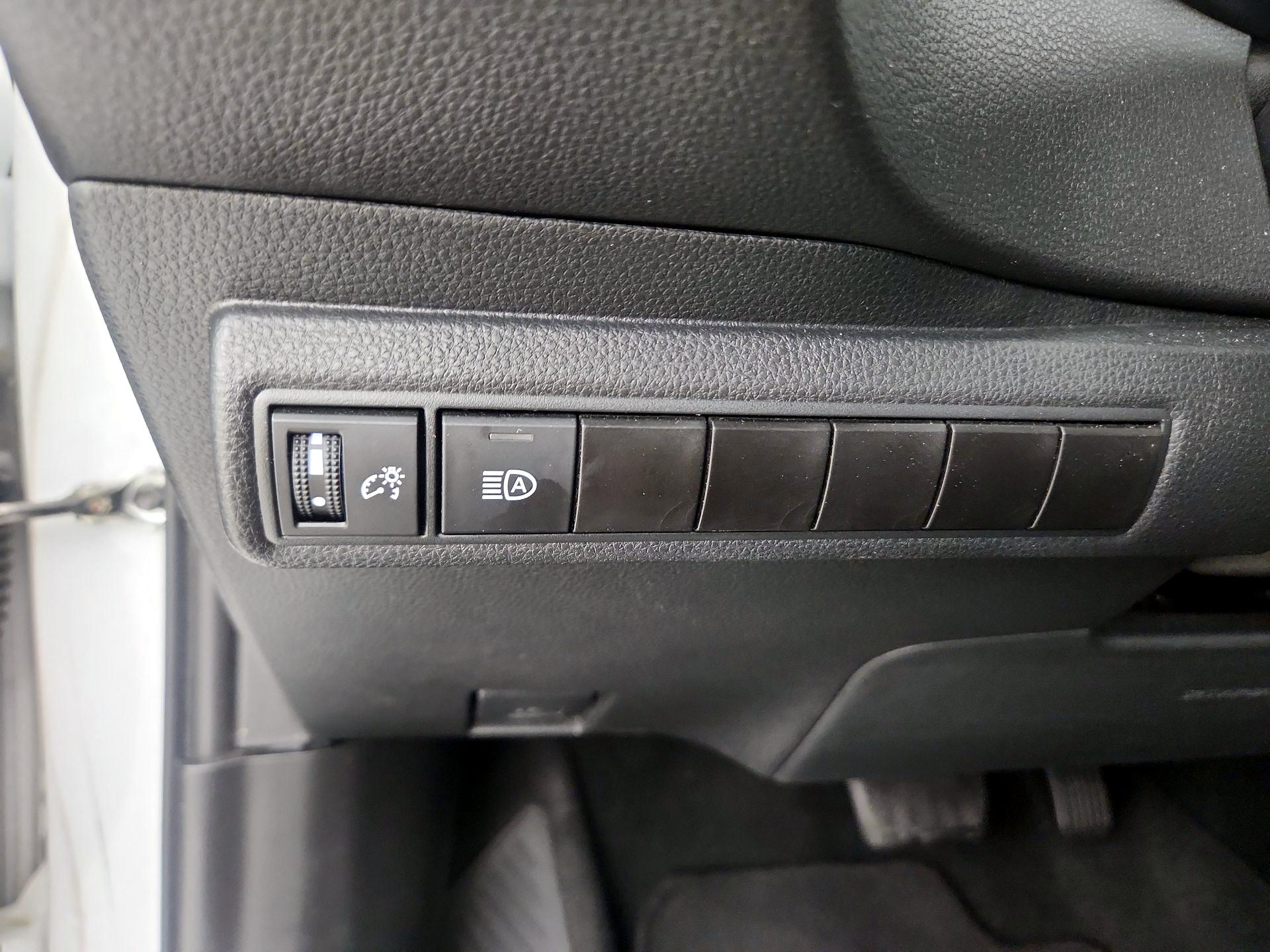 Thumbnail: 2024 Toyota Corolla - 13