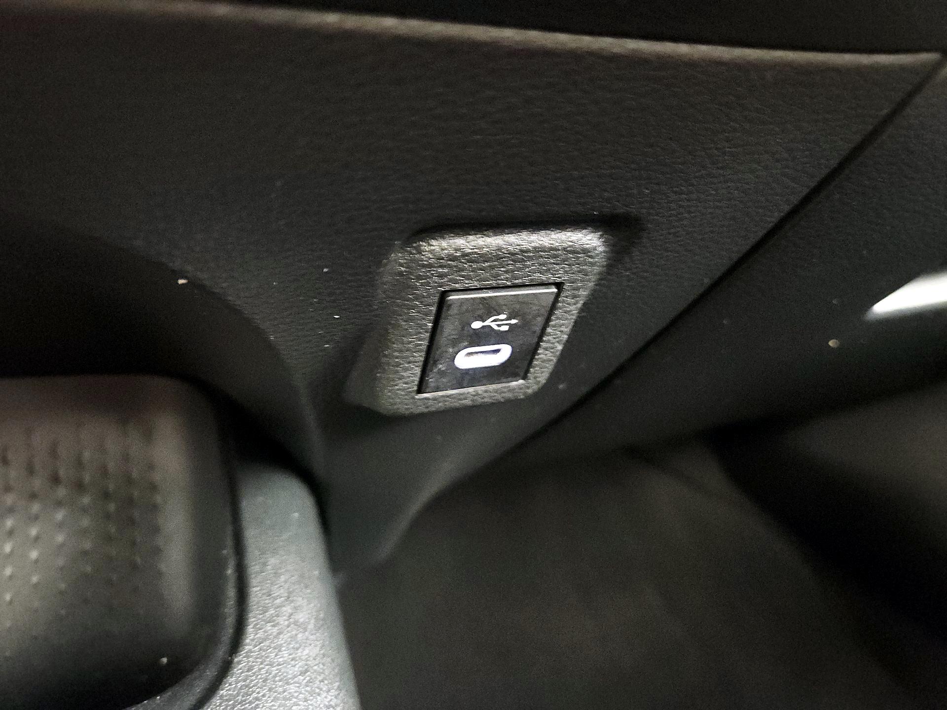 Thumbnail: 2024 Toyota Corolla - 18