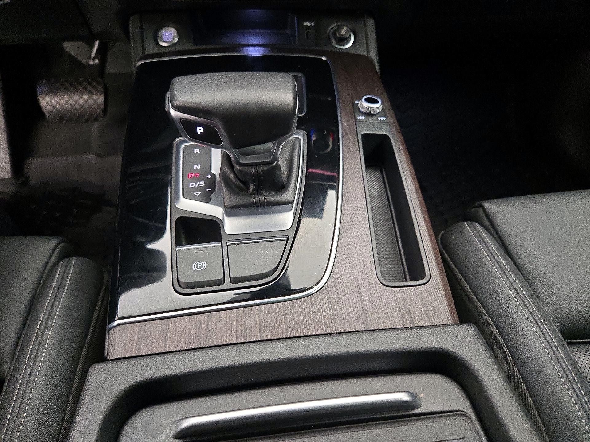 Thumbnail: 2022 Audi Q5 - 18
