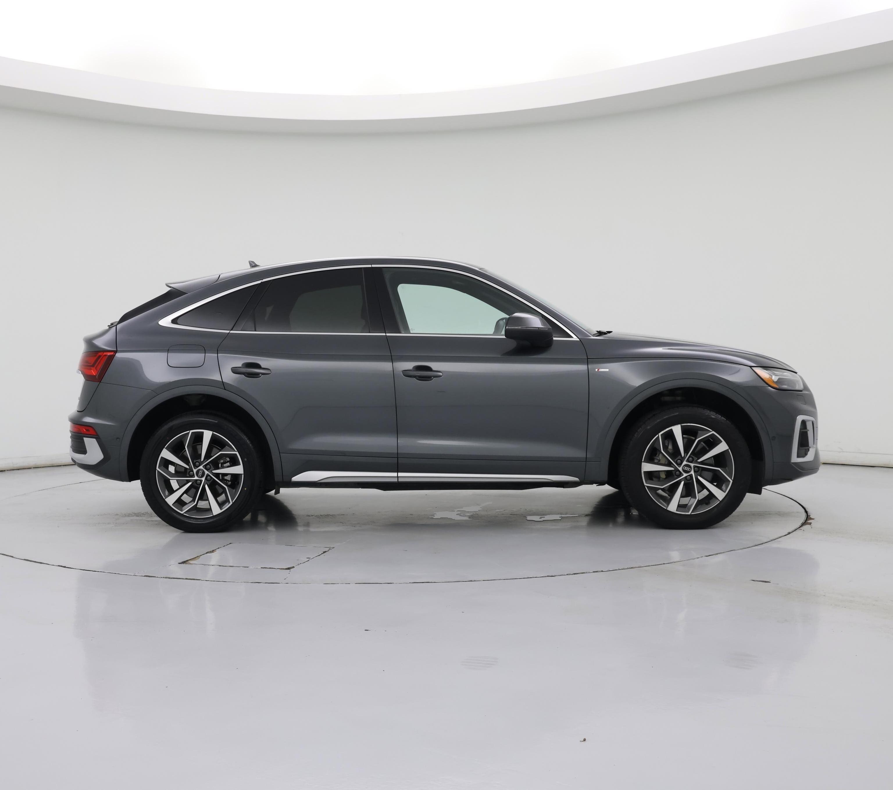 Thumbnail: 2022 Audi Q5 - 7
