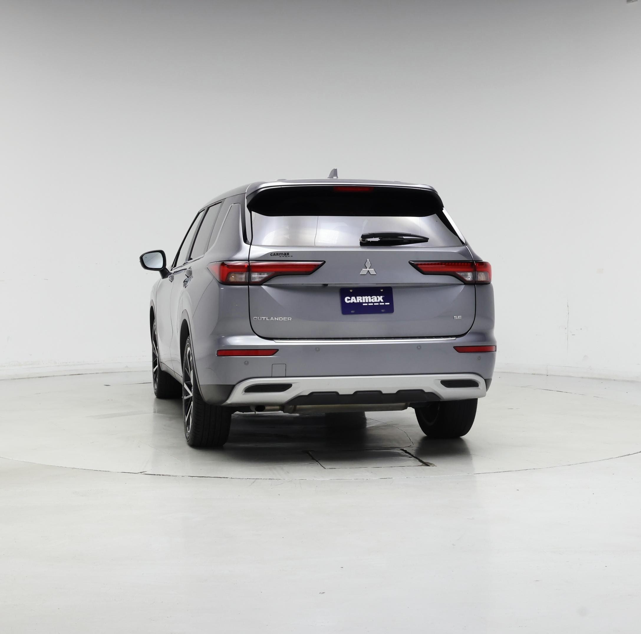 Thumbnail: 2024 Mitsubishi Outlander - 6
