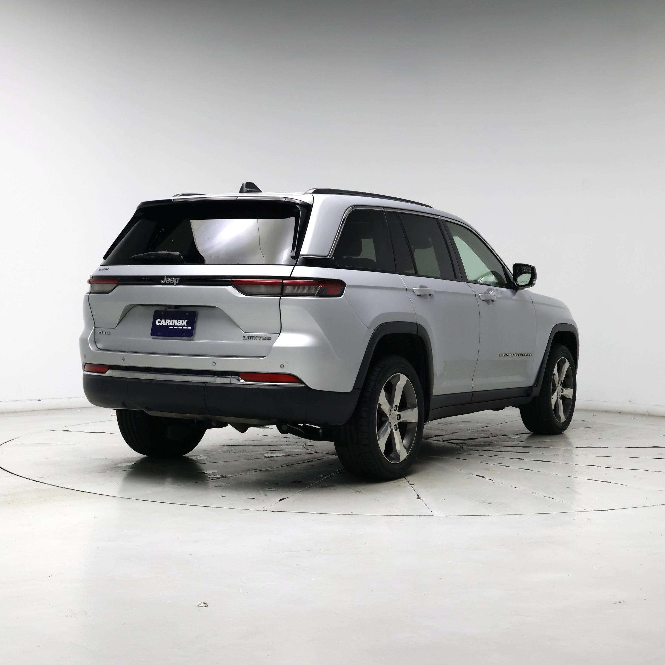 Thumbnail: 2022 Jeep Grand Cherokee - 8