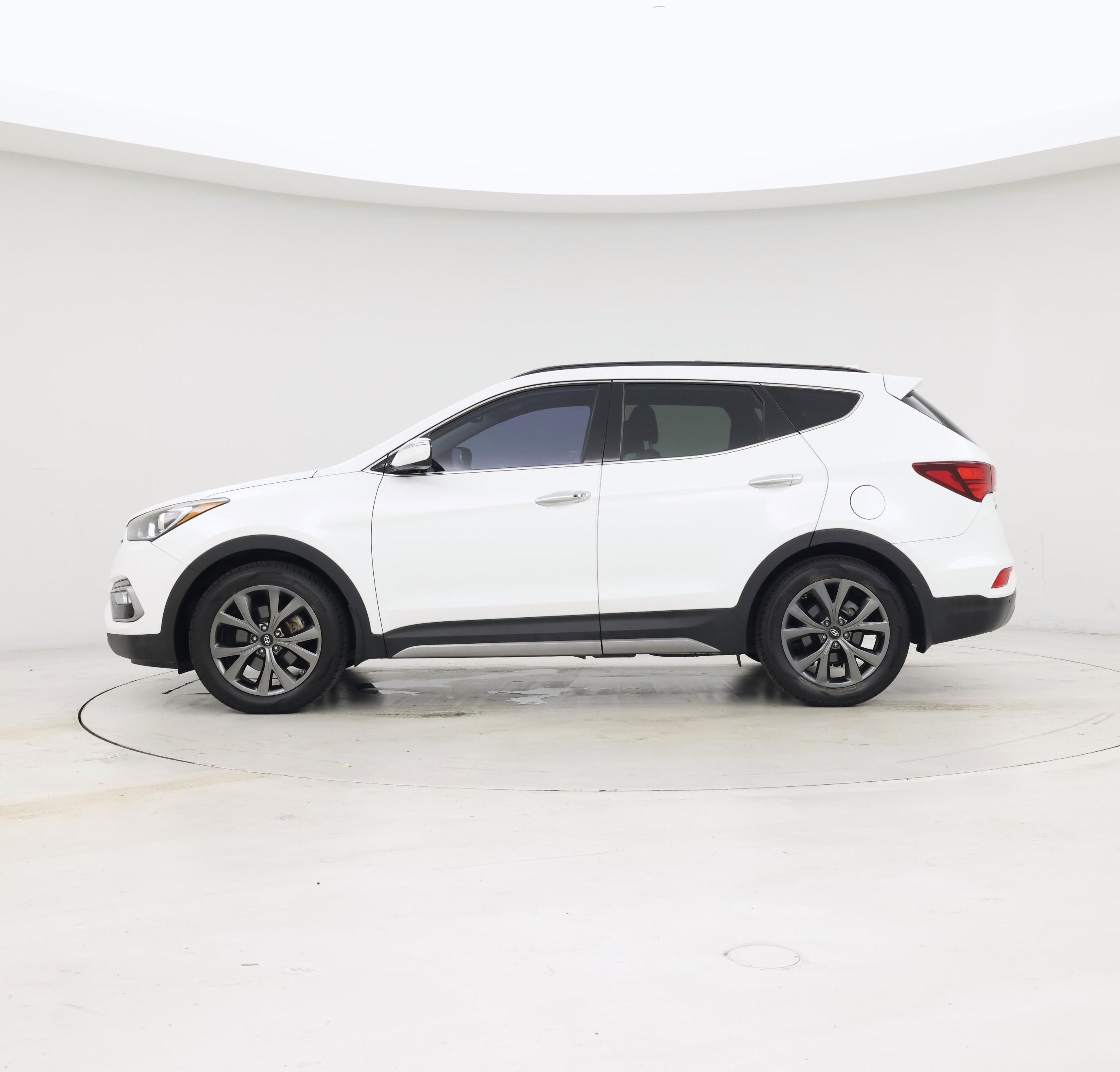 Thumbnail: 2017 Hyundai Santa Fe - 3