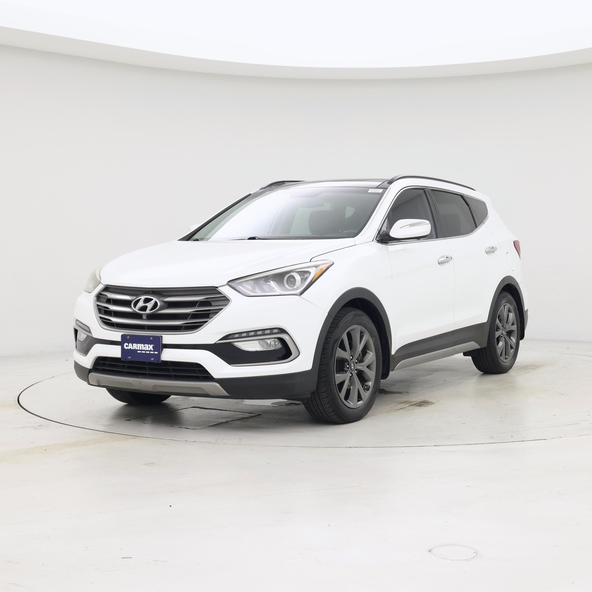 Thumbnail: 2017 Hyundai Santa Fe - 4