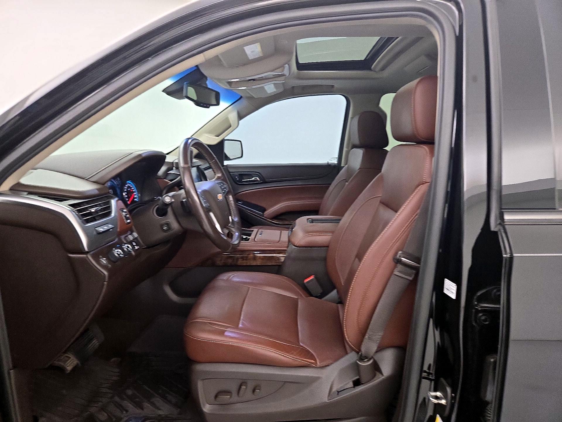Thumbnail: 2018 Chevrolet Tahoe - 11