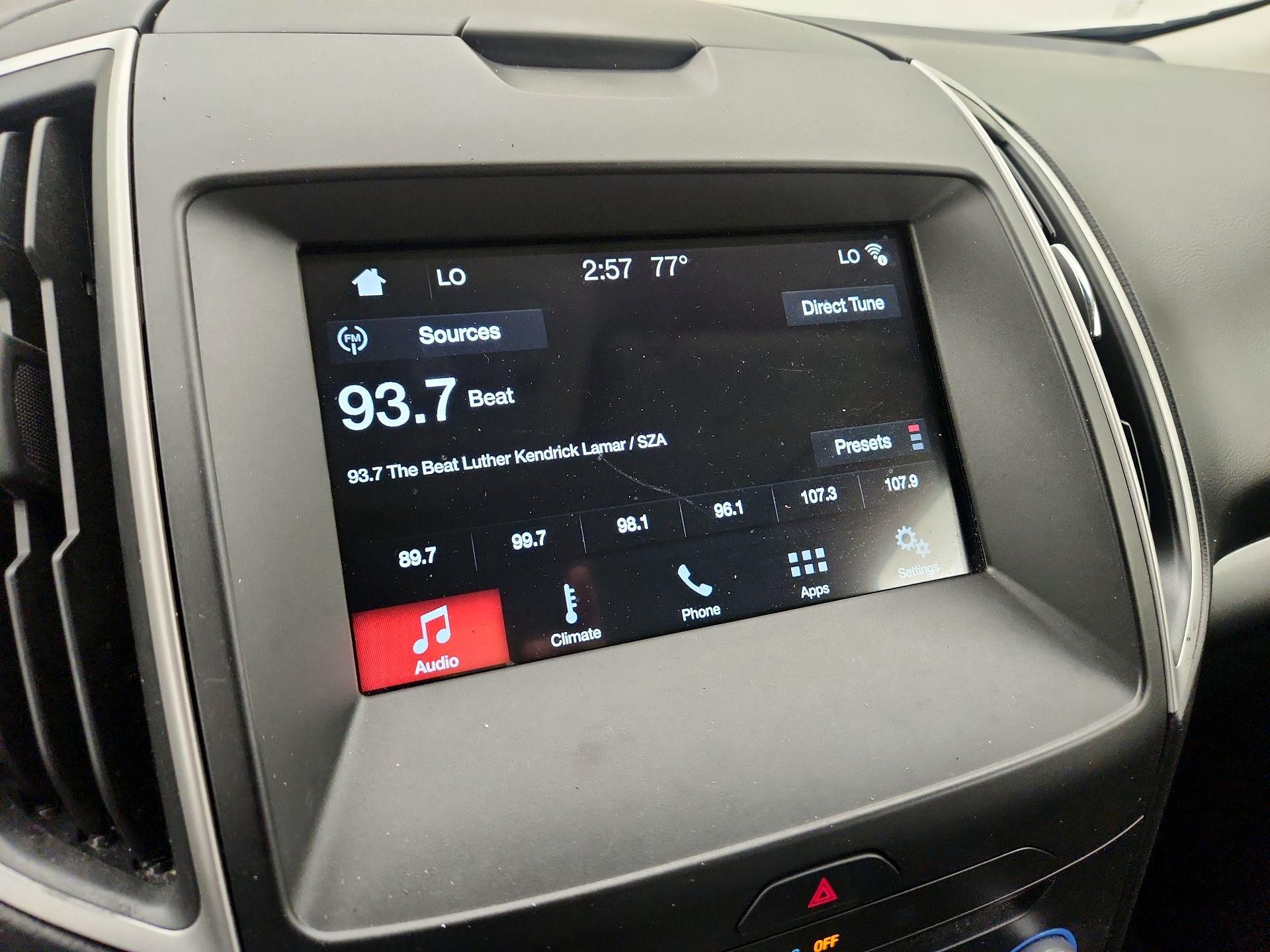 Thumbnail: 2017 Ford Edge - 15