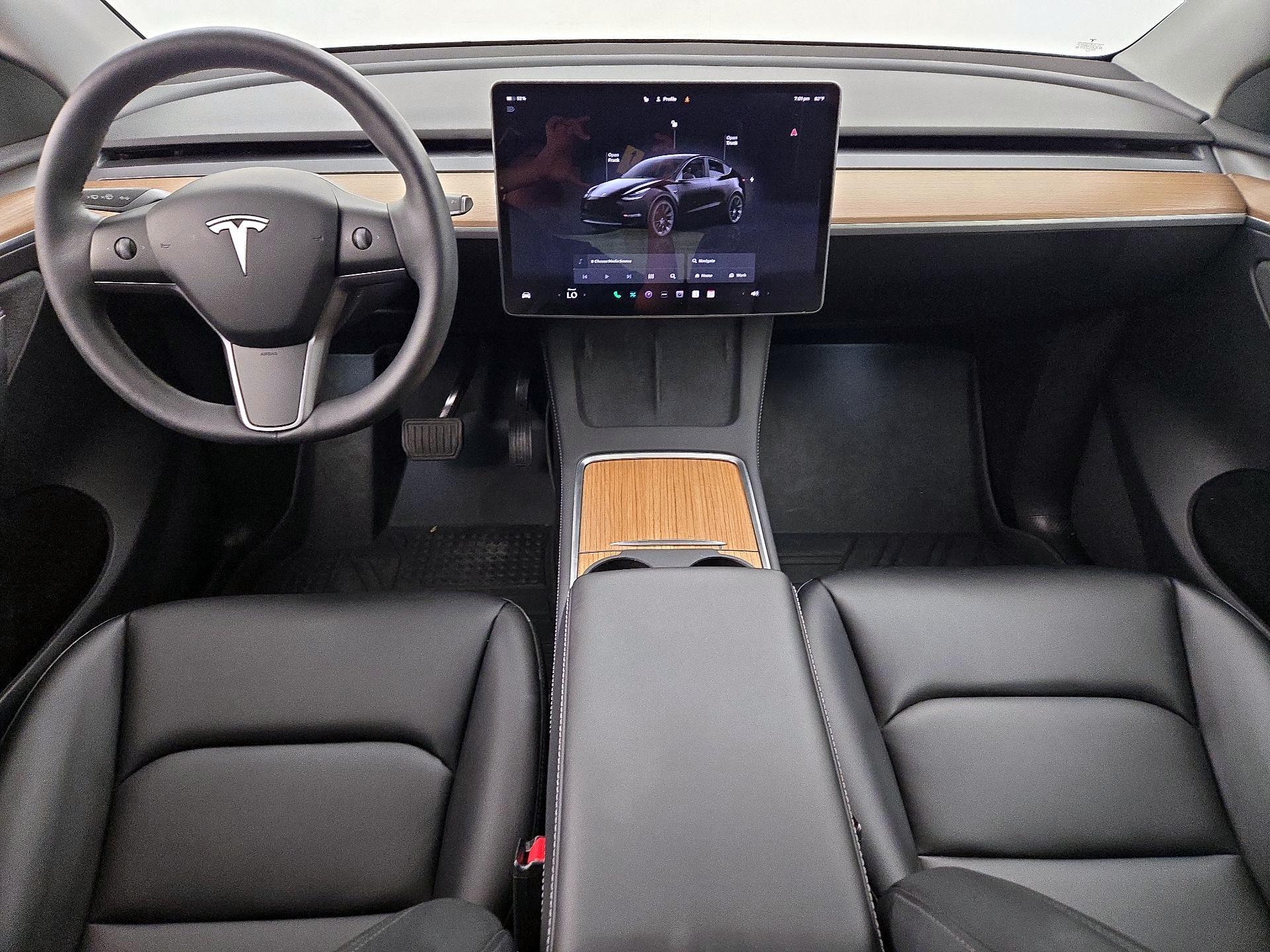 Thumbnail: 2023 Tesla Model Y - 9