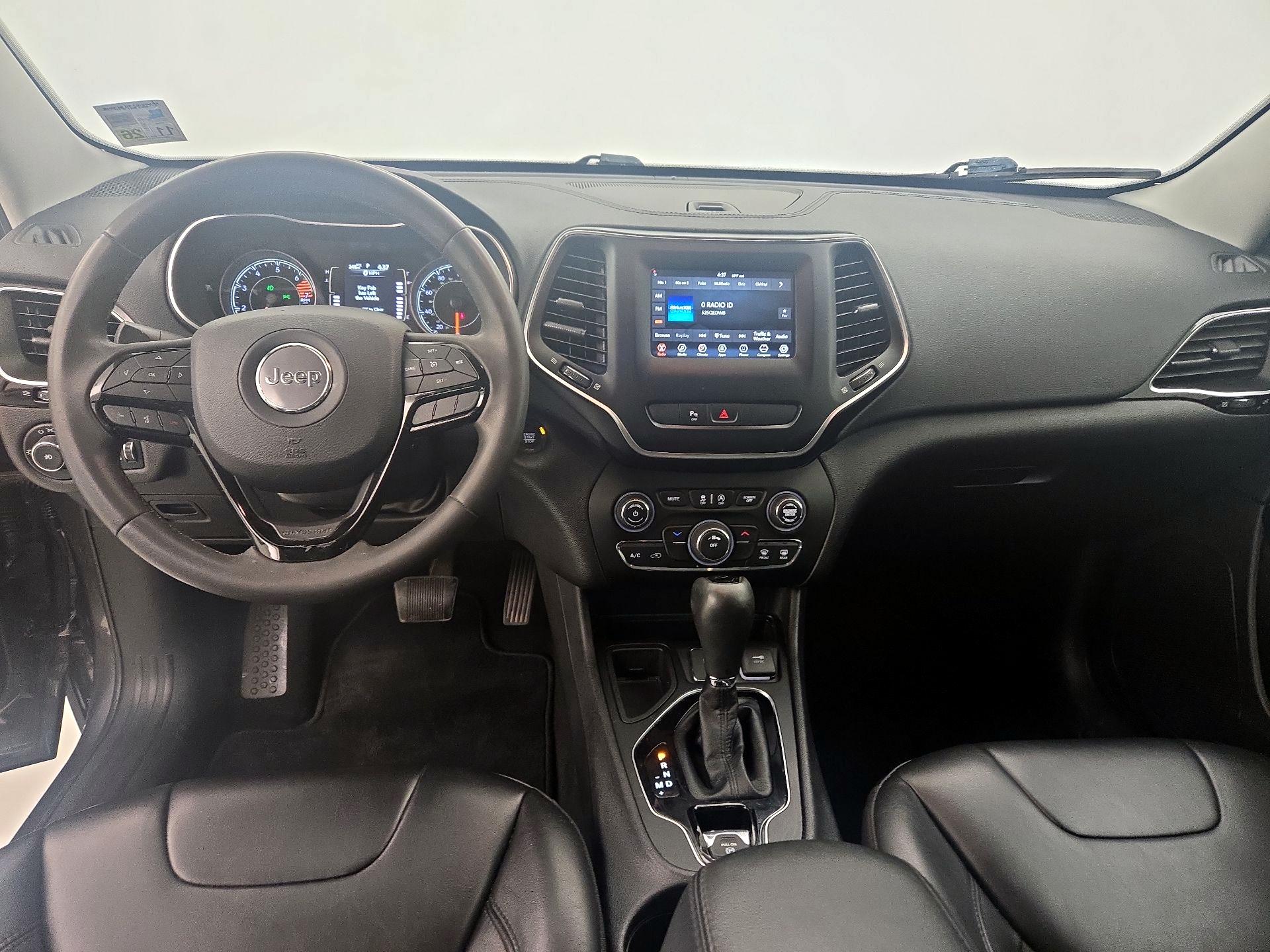 Thumbnail: 2020 Jeep Cherokee - 9