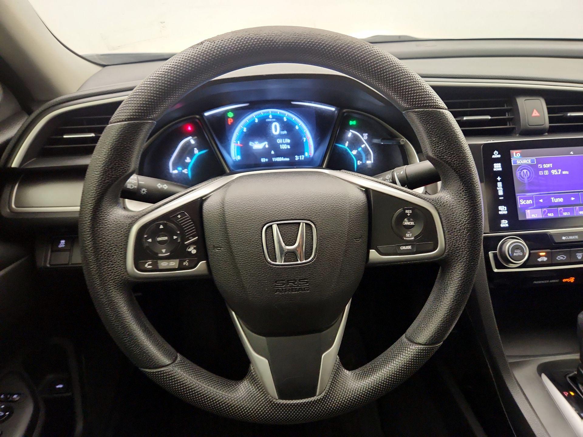 Thumbnail: 2016 Honda Civic - 10