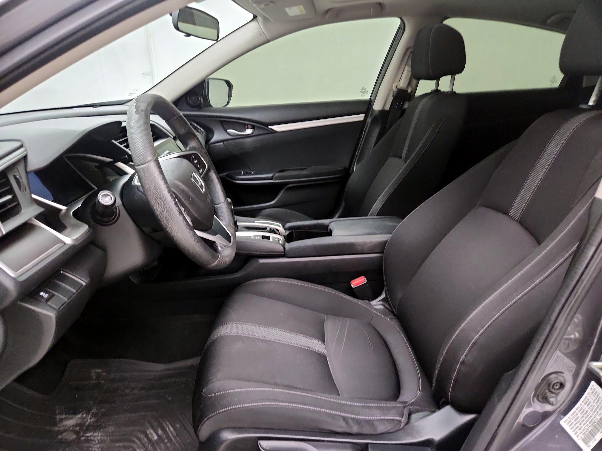 Thumbnail: 2016 Honda Civic - 11
