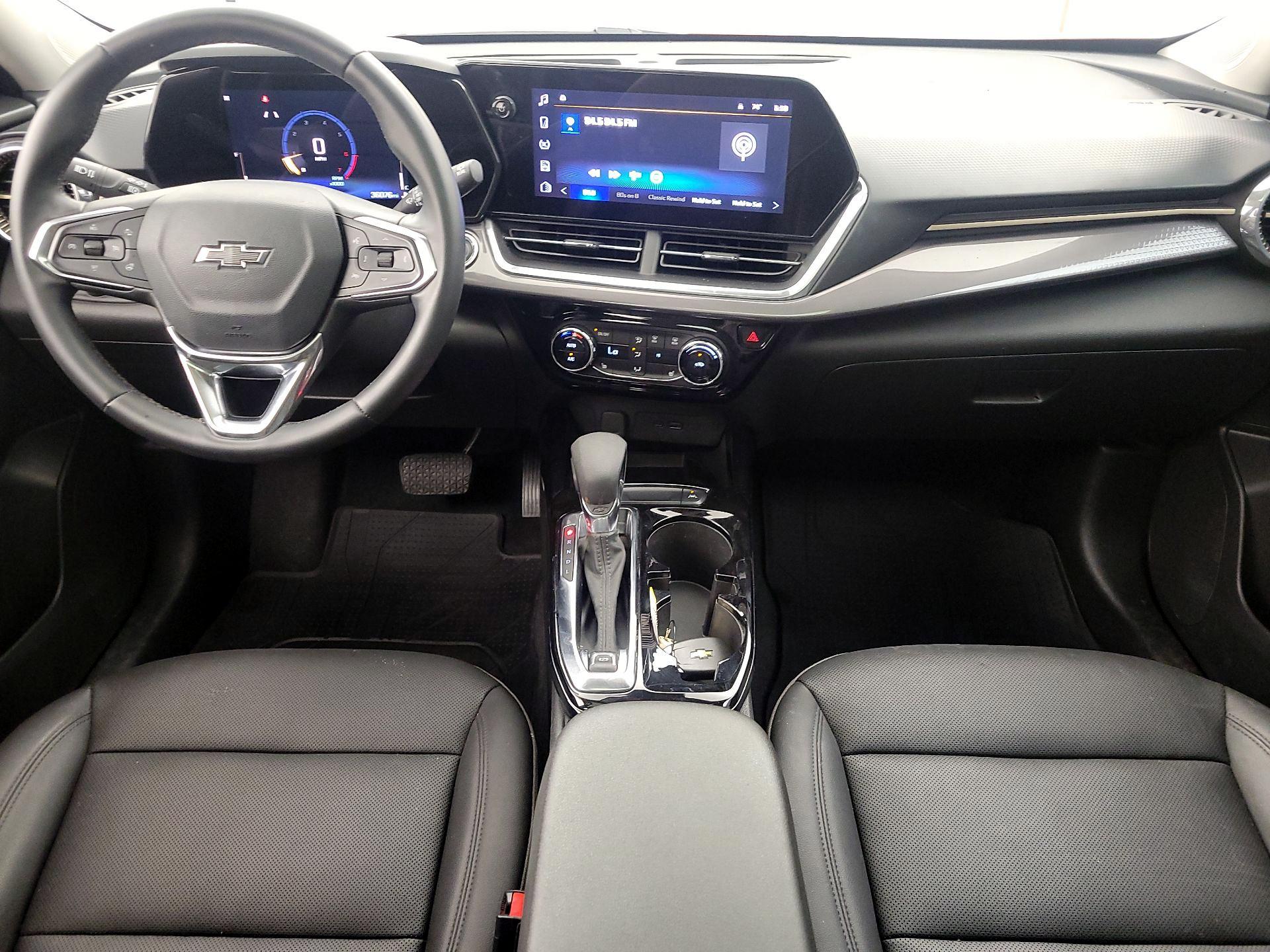 Thumbnail: 2024 Chevrolet Trax - 9