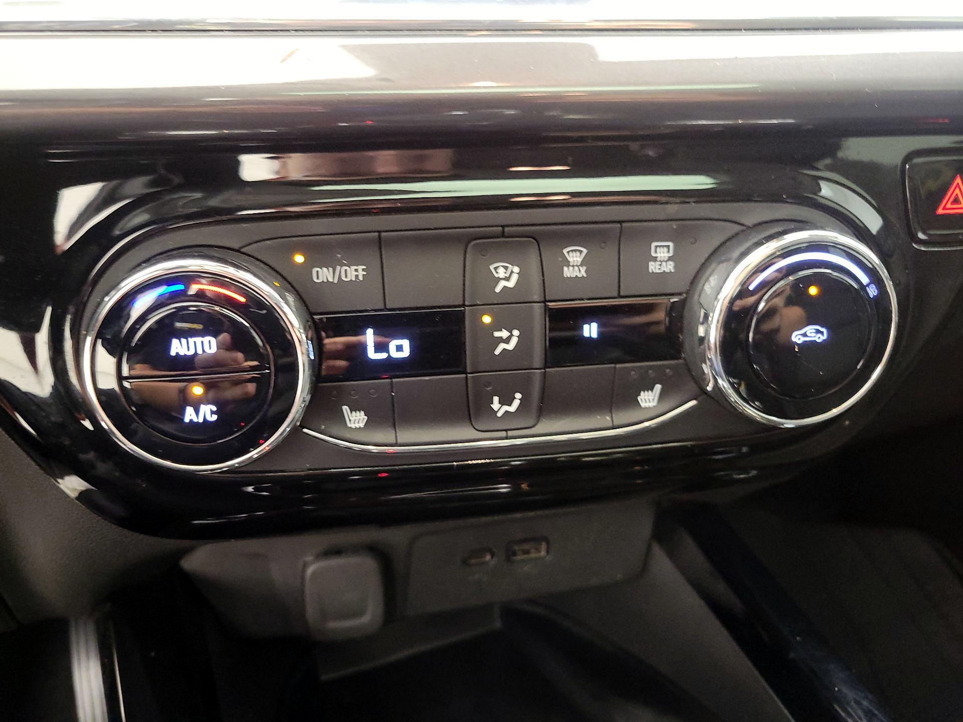 Thumbnail: 2024 Chevrolet Trax - 16