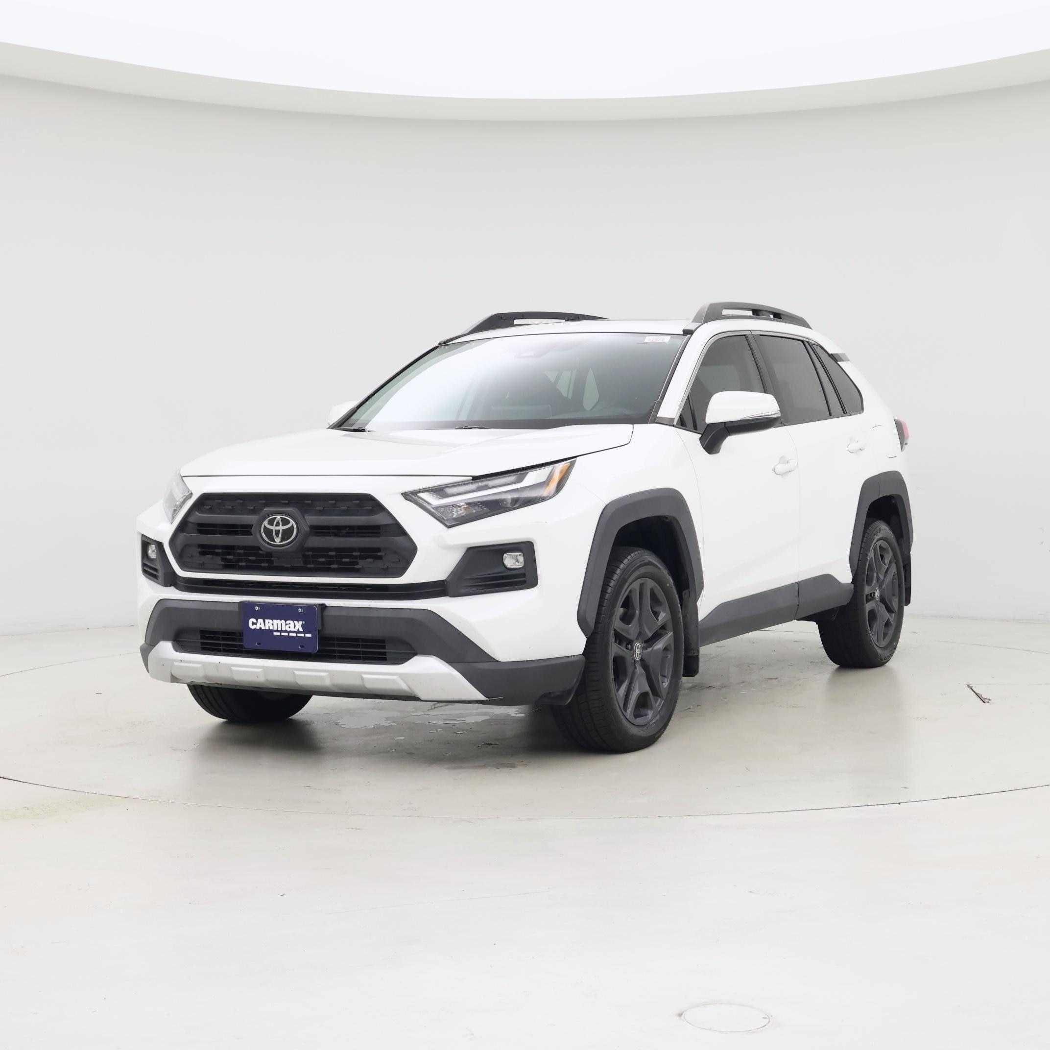 Thumbnail: 2022 Toyota RAV4 - 4