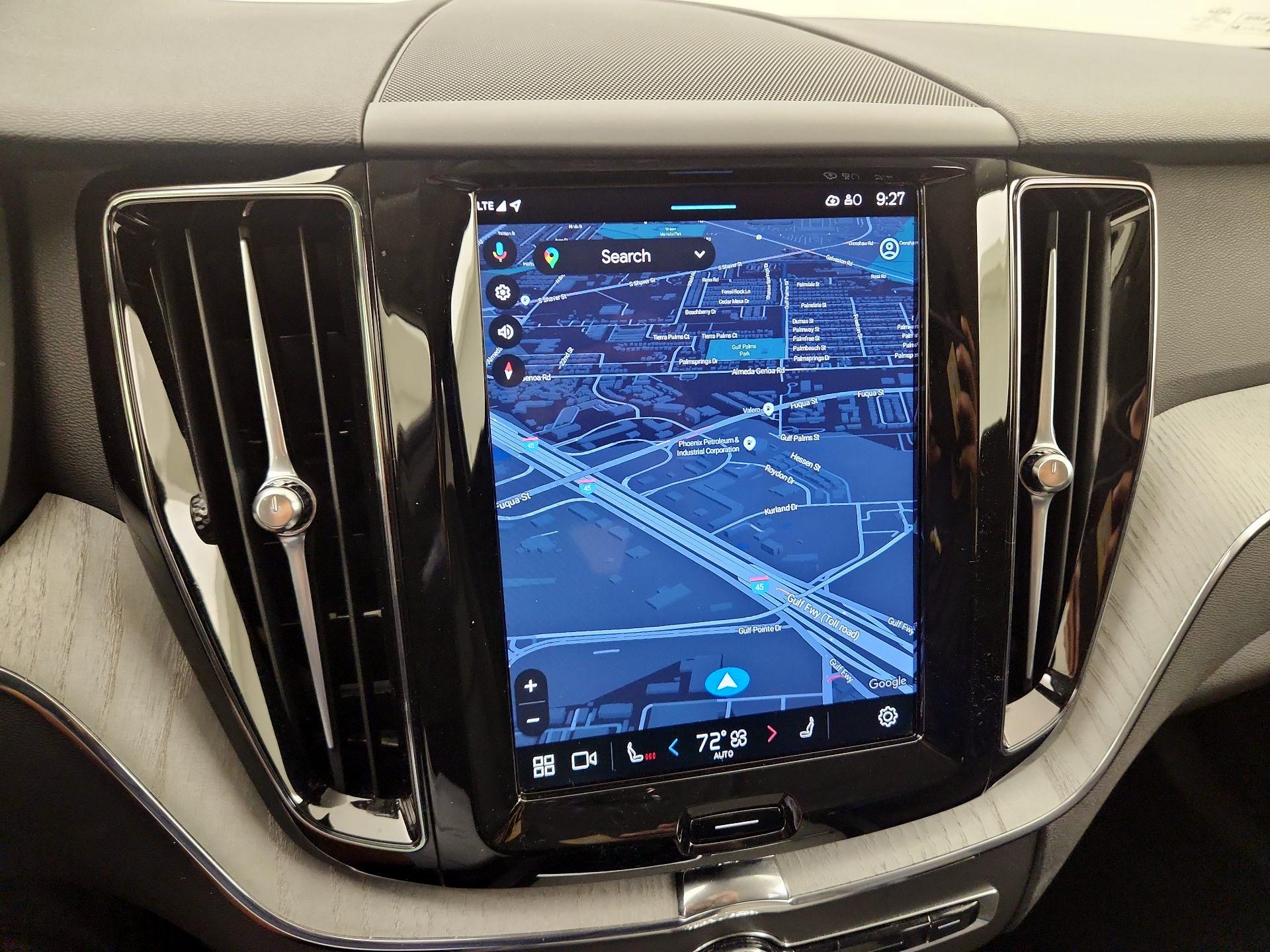 Thumbnail: 2025 Volvo XC60 - 14