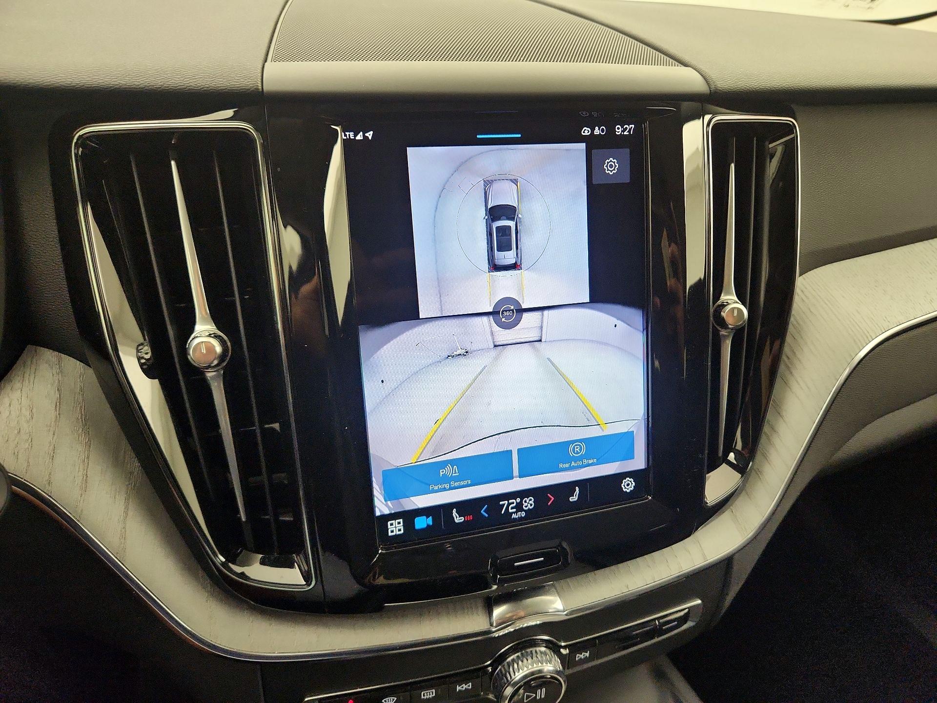 Thumbnail: 2025 Volvo XC60 - 15