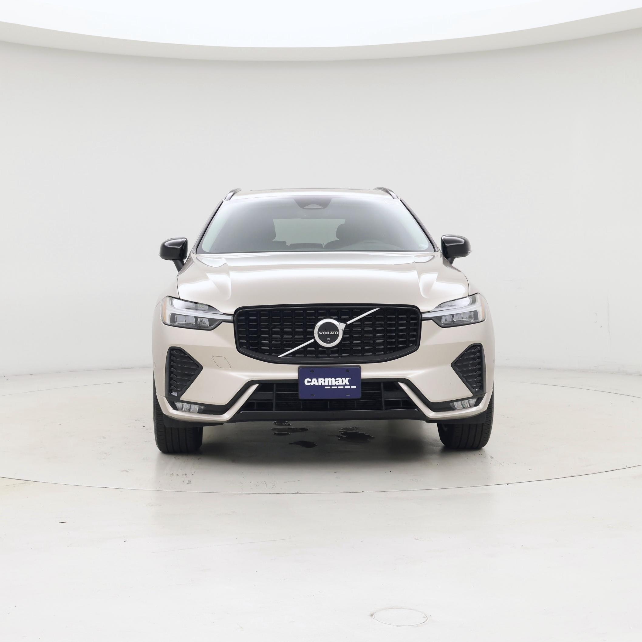 Thumbnail: 2025 Volvo XC60 - 5