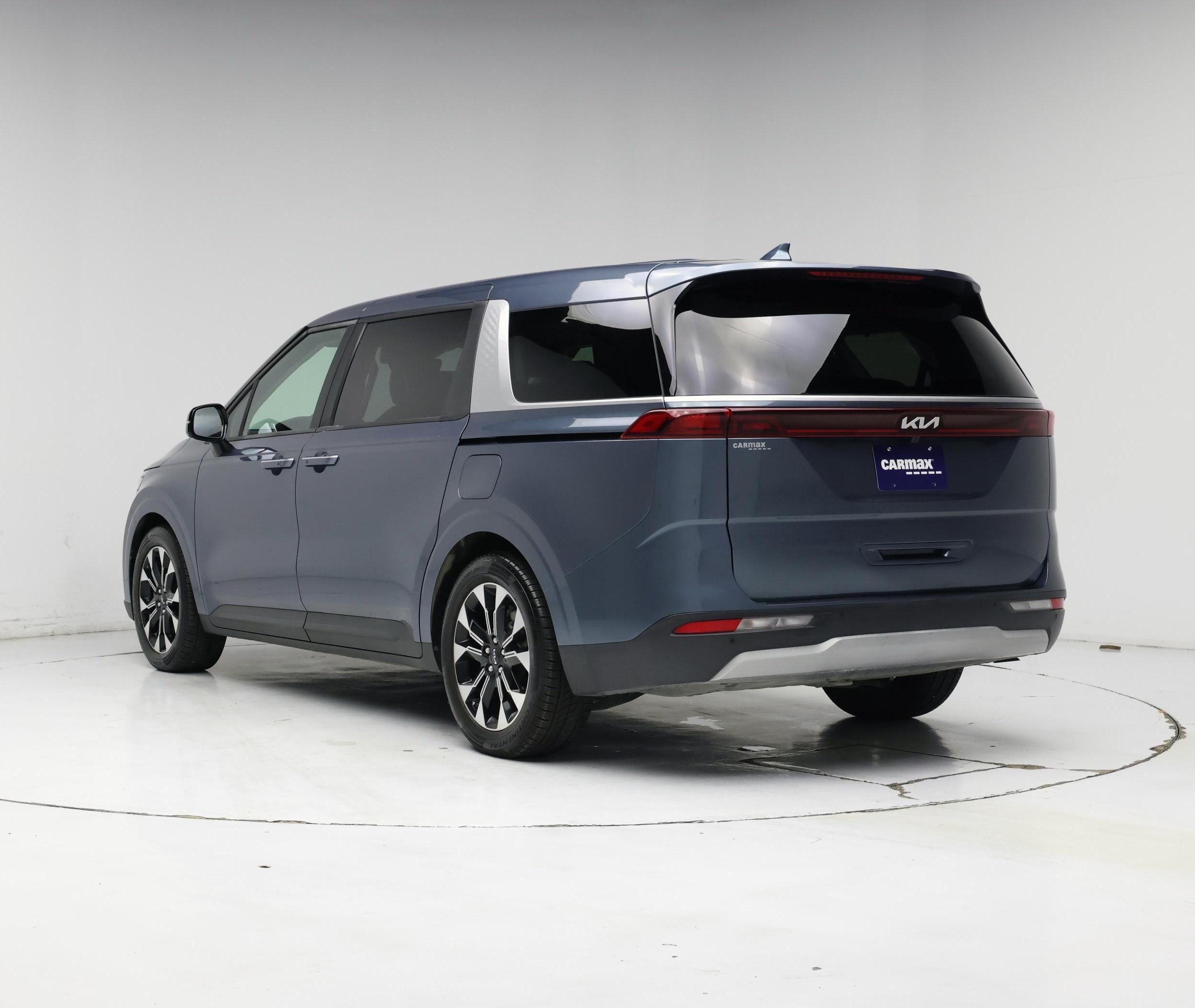 Thumbnail: 2022 Kia Carnival - 2
