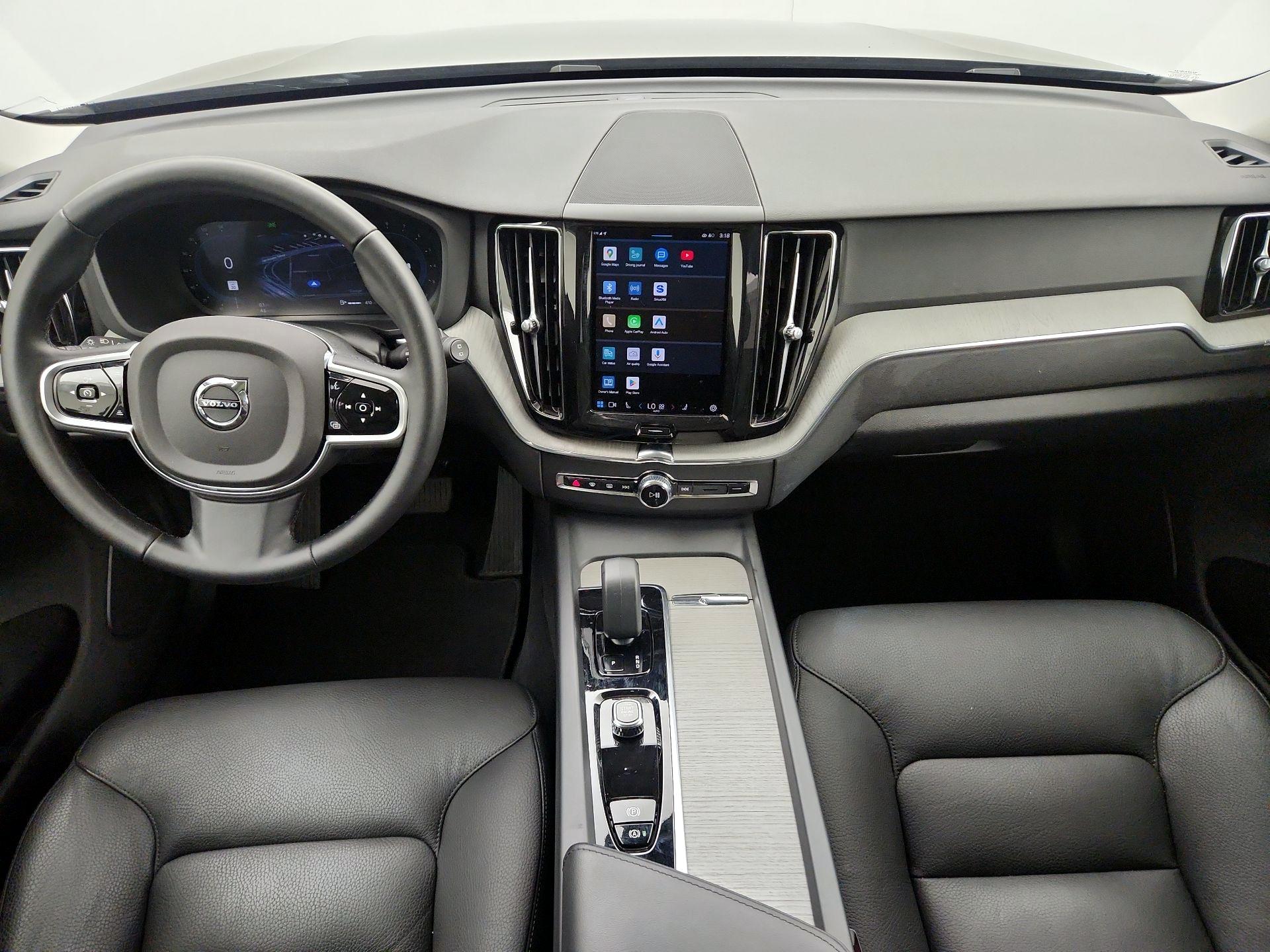Thumbnail: 2025 Volvo XC60 - 9