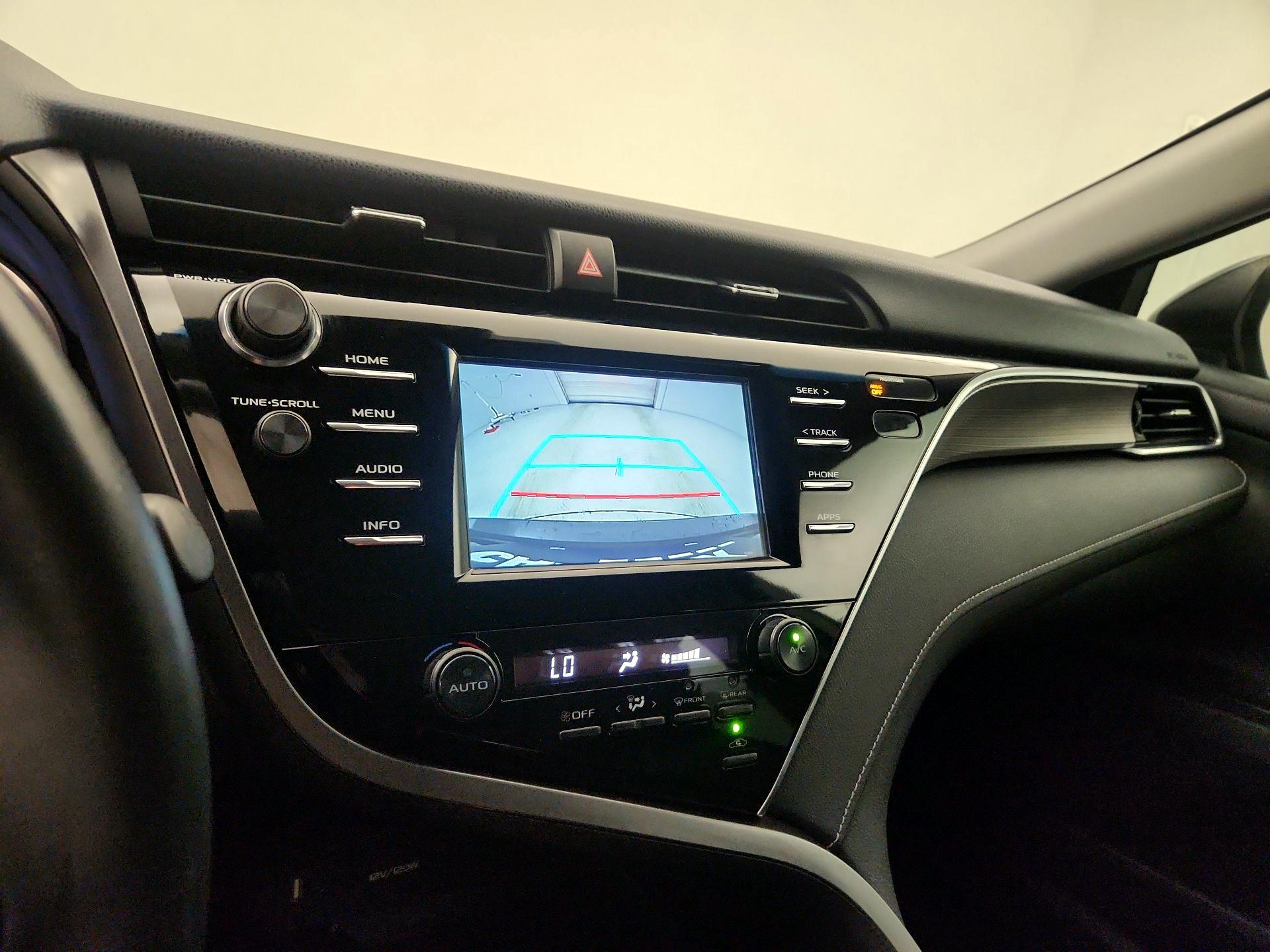 Thumbnail: 2018 Toyota Camry - 14