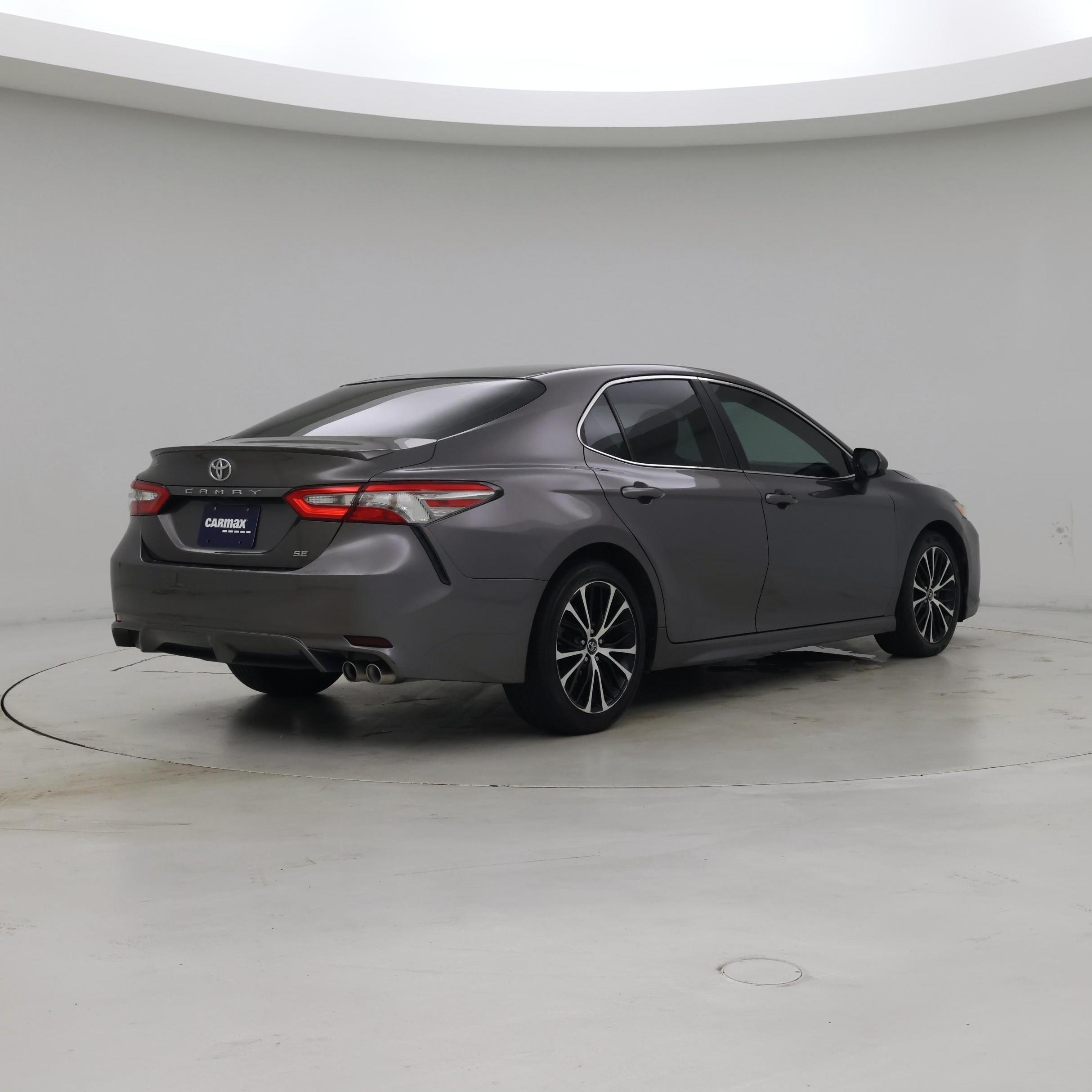 Thumbnail: 2018 Toyota Camry - 8