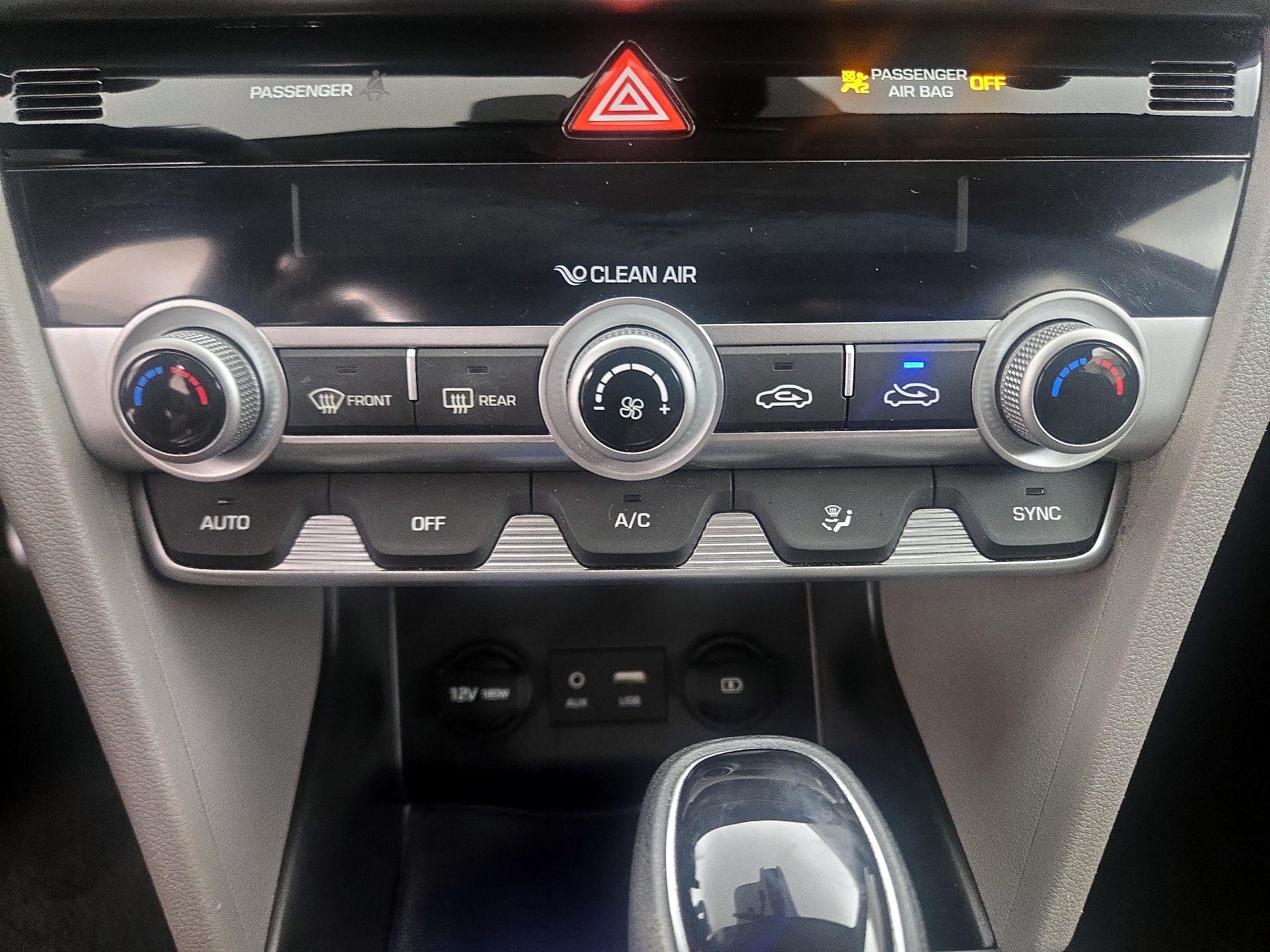 Thumbnail: 2020 Hyundai Elantra - 16