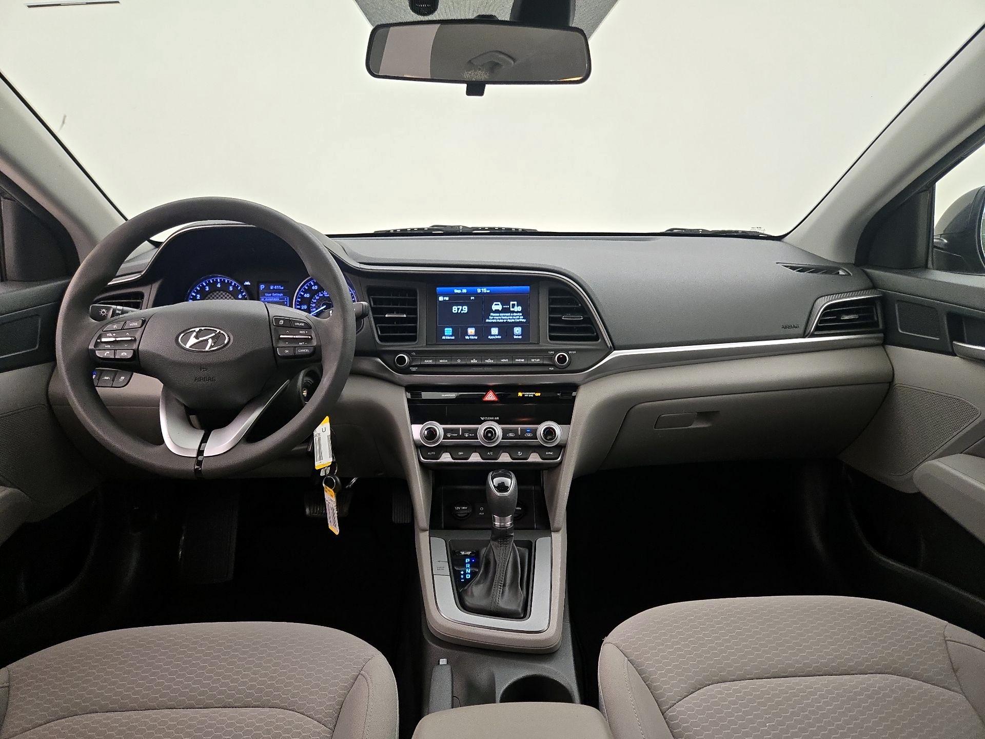 Thumbnail: 2020 Hyundai Elantra - 9