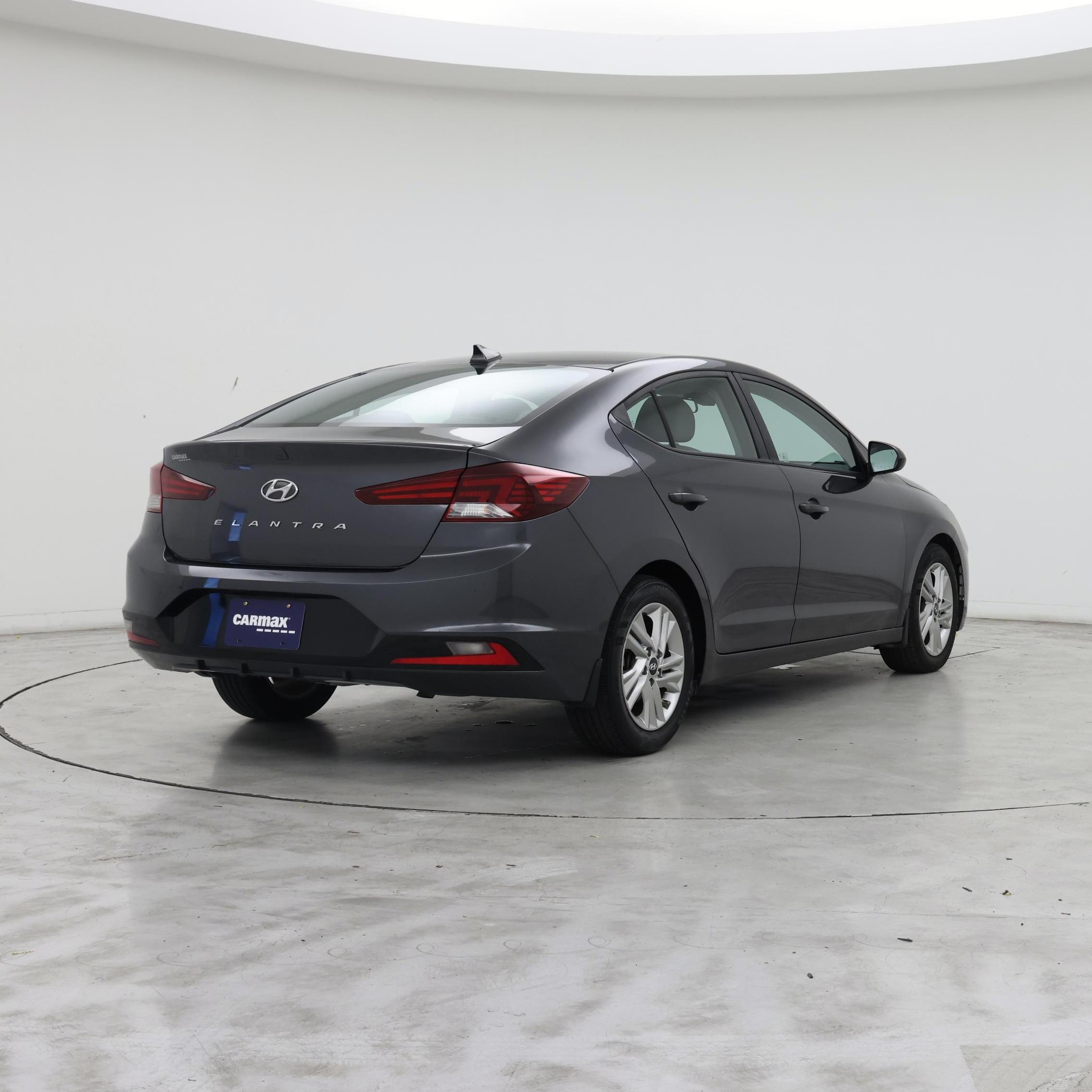 Thumbnail: 2020 Hyundai Elantra - 8