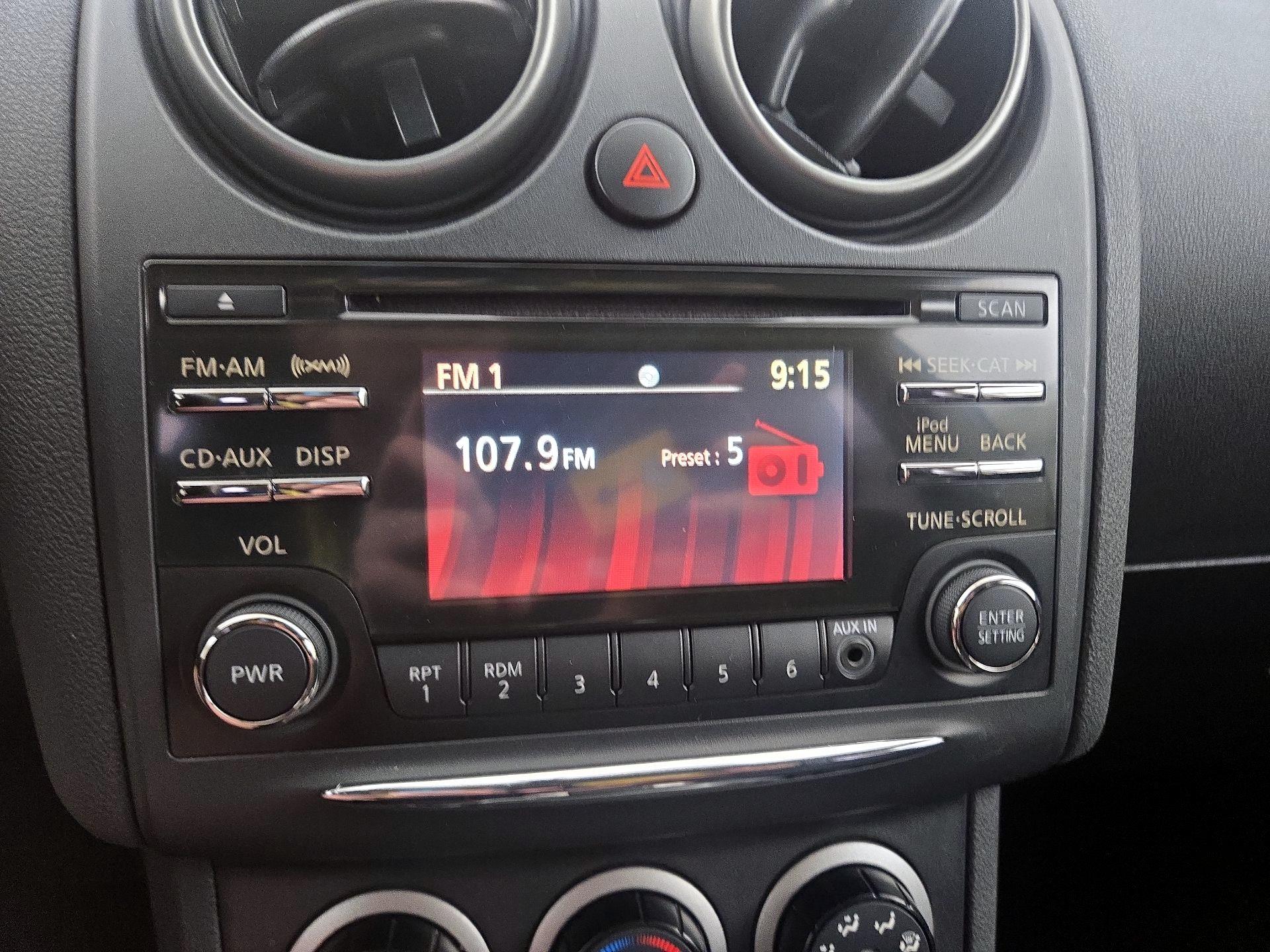 Thumbnail: 2014 Nissan Rogue - 15