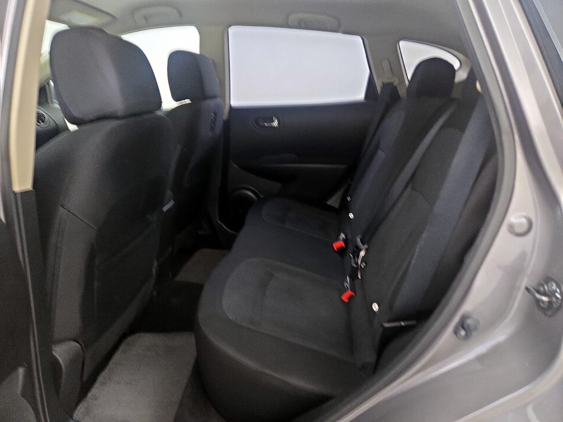 Thumbnail: 2014 Nissan Rogue - 19