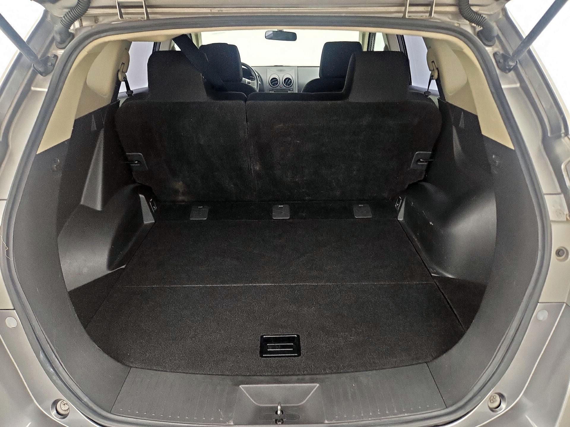 Thumbnail: 2014 Nissan Rogue - 20