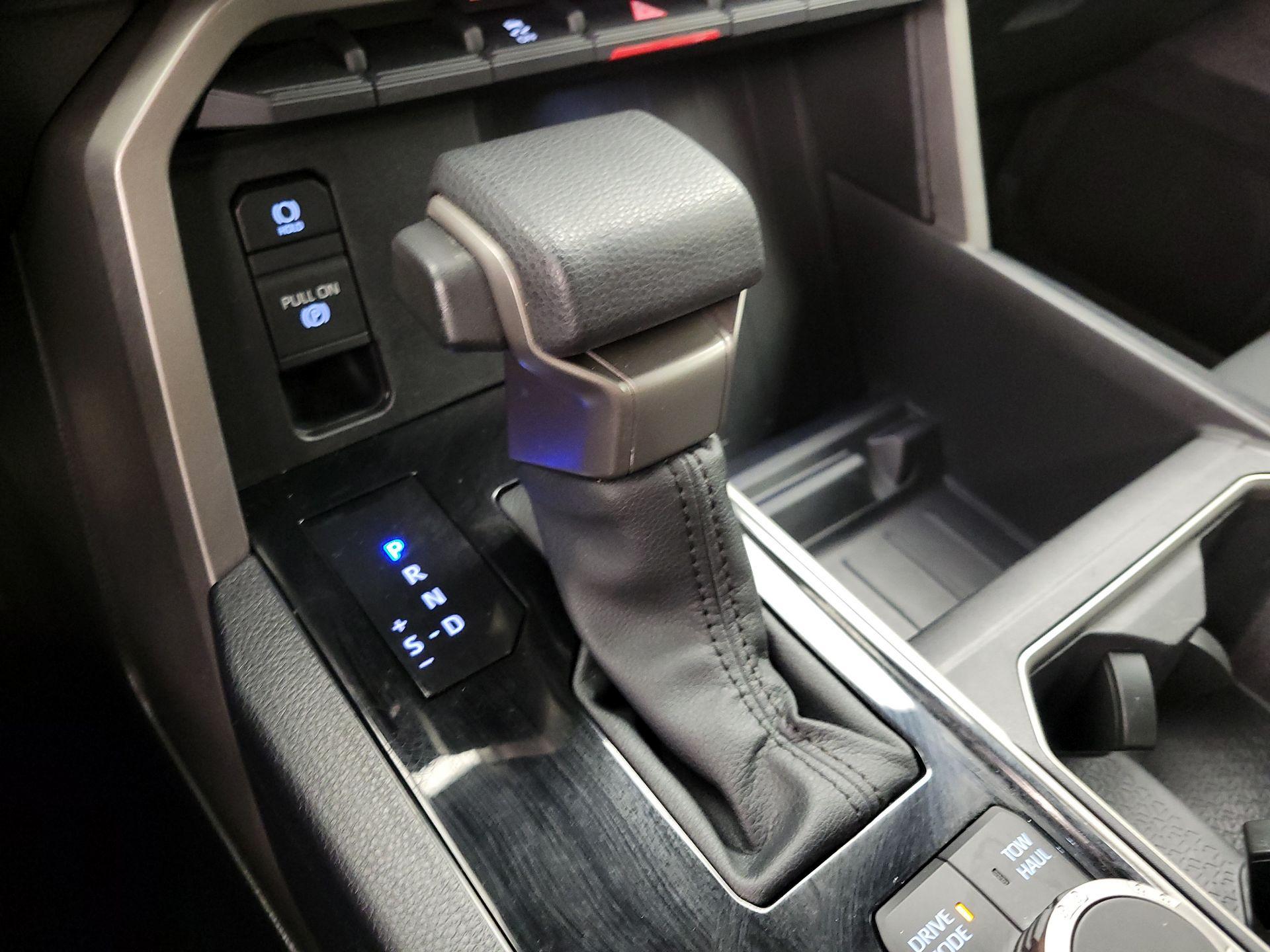 Thumbnail: 2025 Toyota Tundra - 17