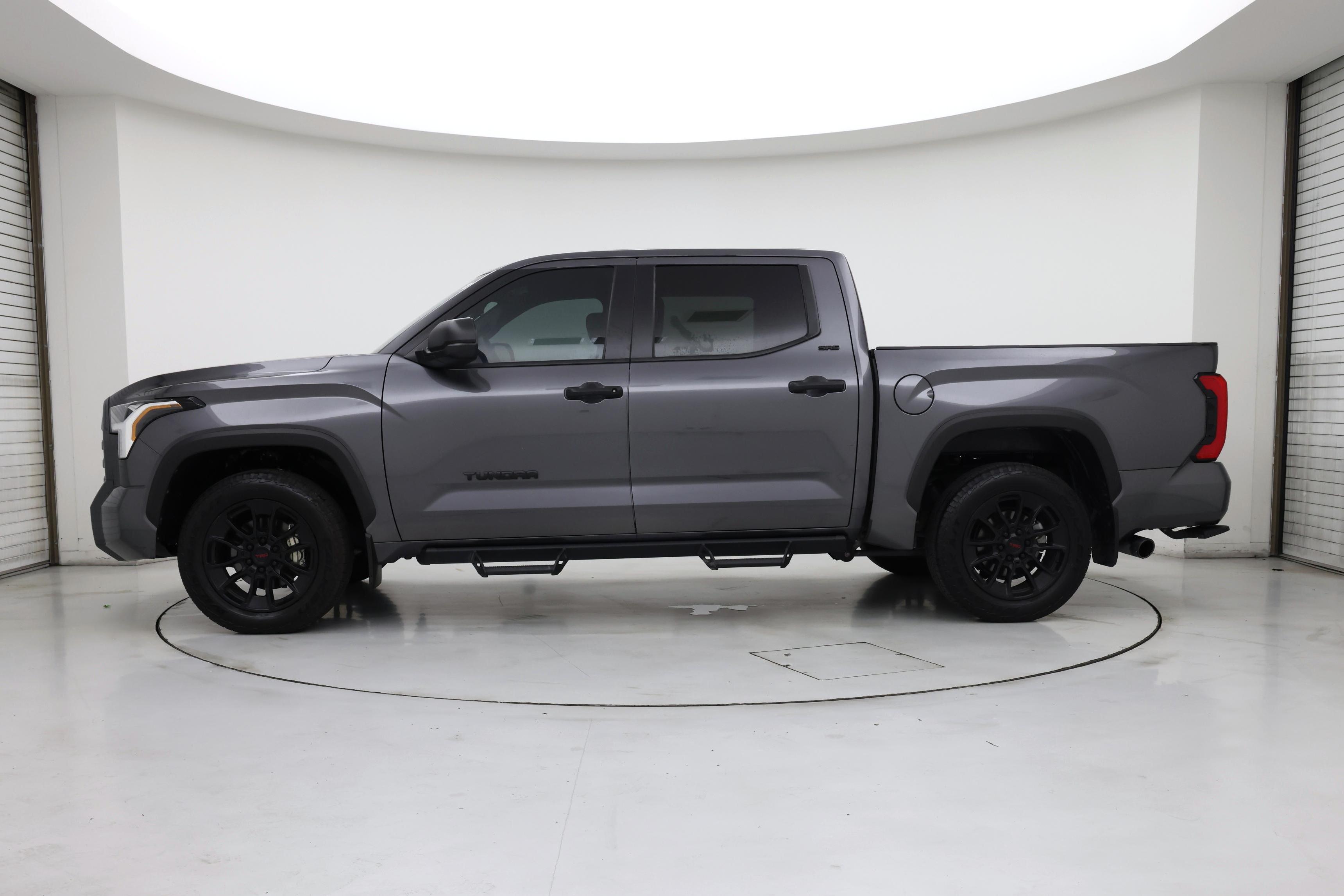 Thumbnail: 2025 Toyota Tundra - 3