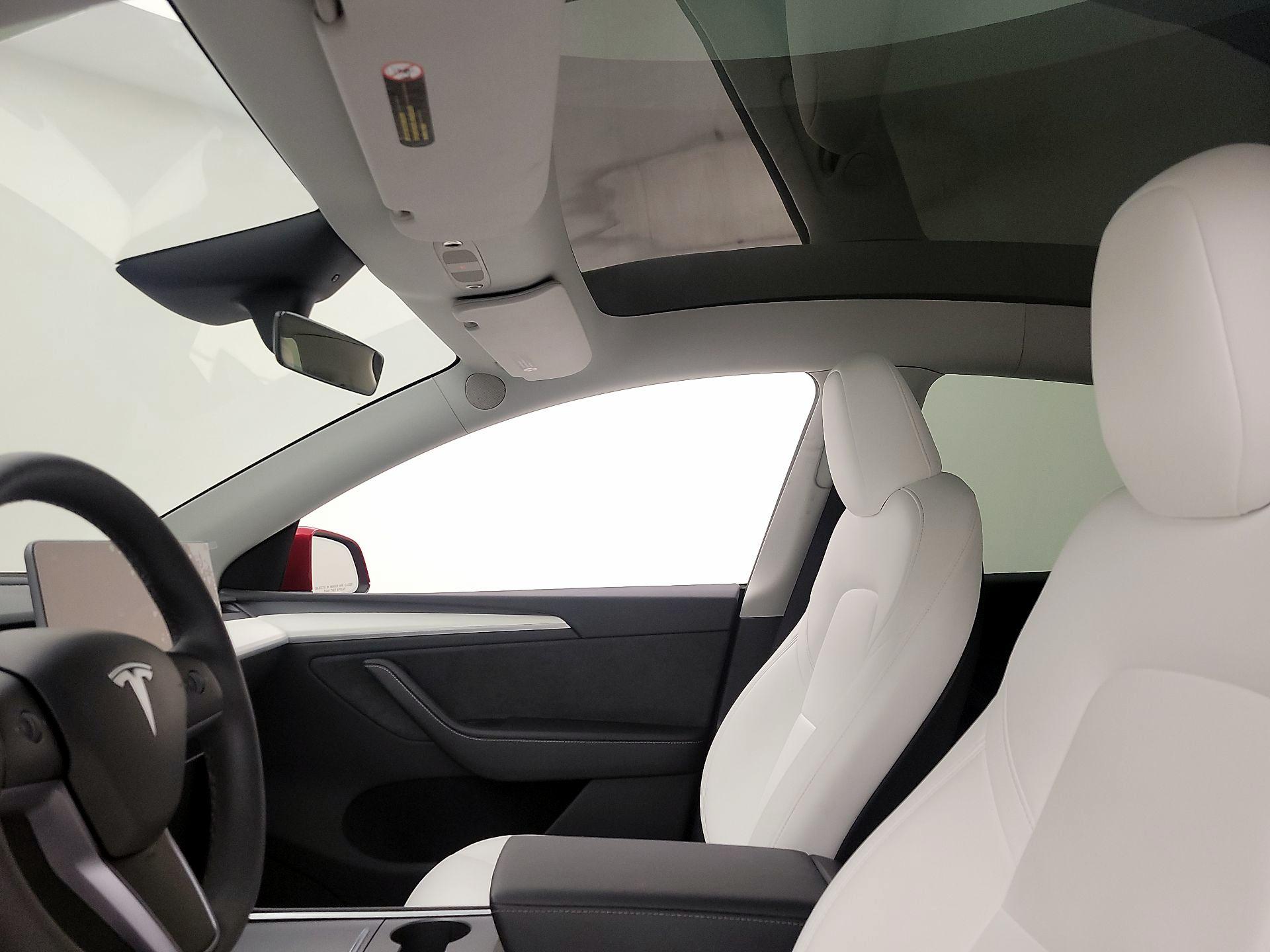 Thumbnail: 2025 Tesla Model Y - 18