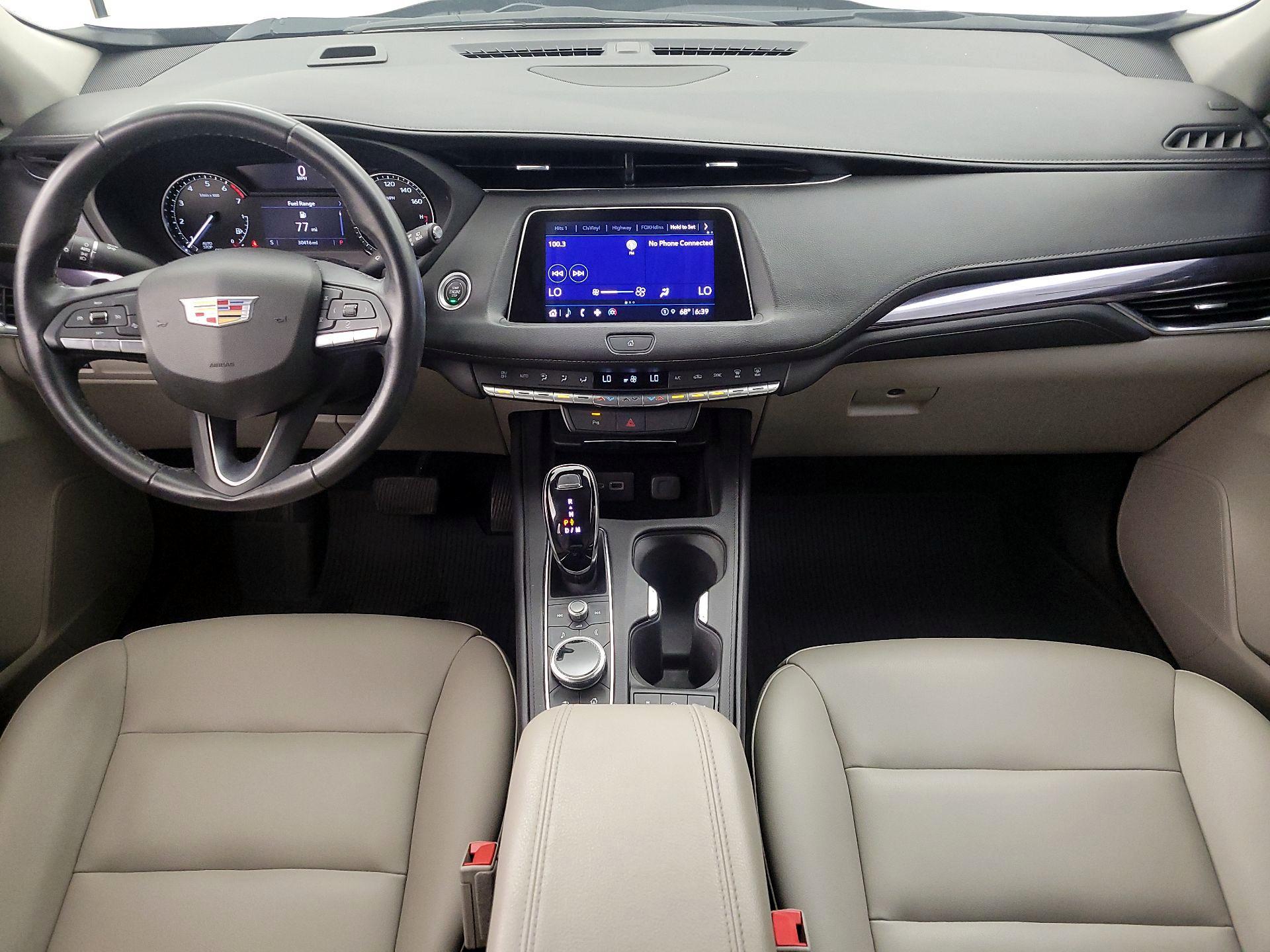 Thumbnail: 2023 Cadillac XT4 - 9
