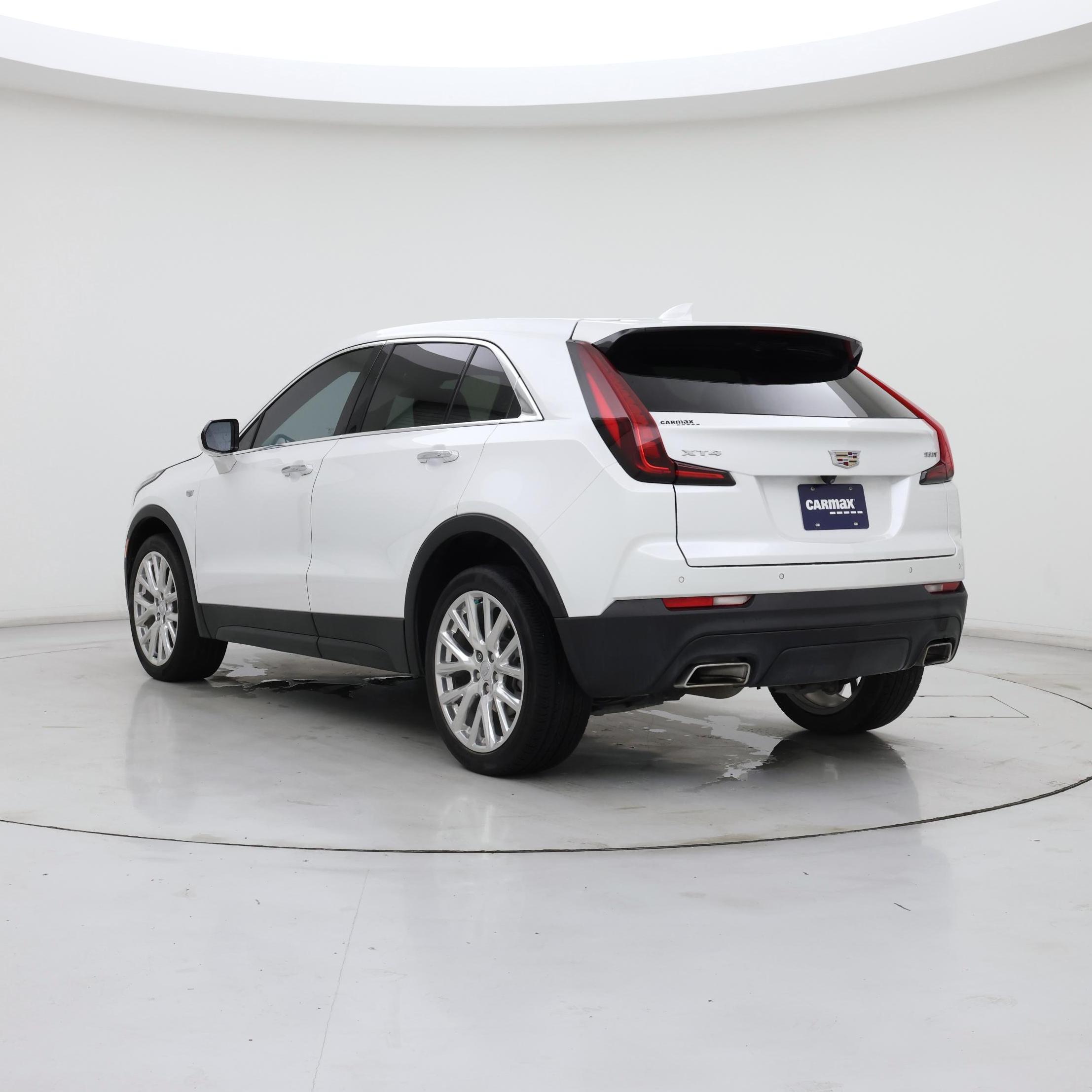 Thumbnail: 2023 Cadillac XT4 - 2