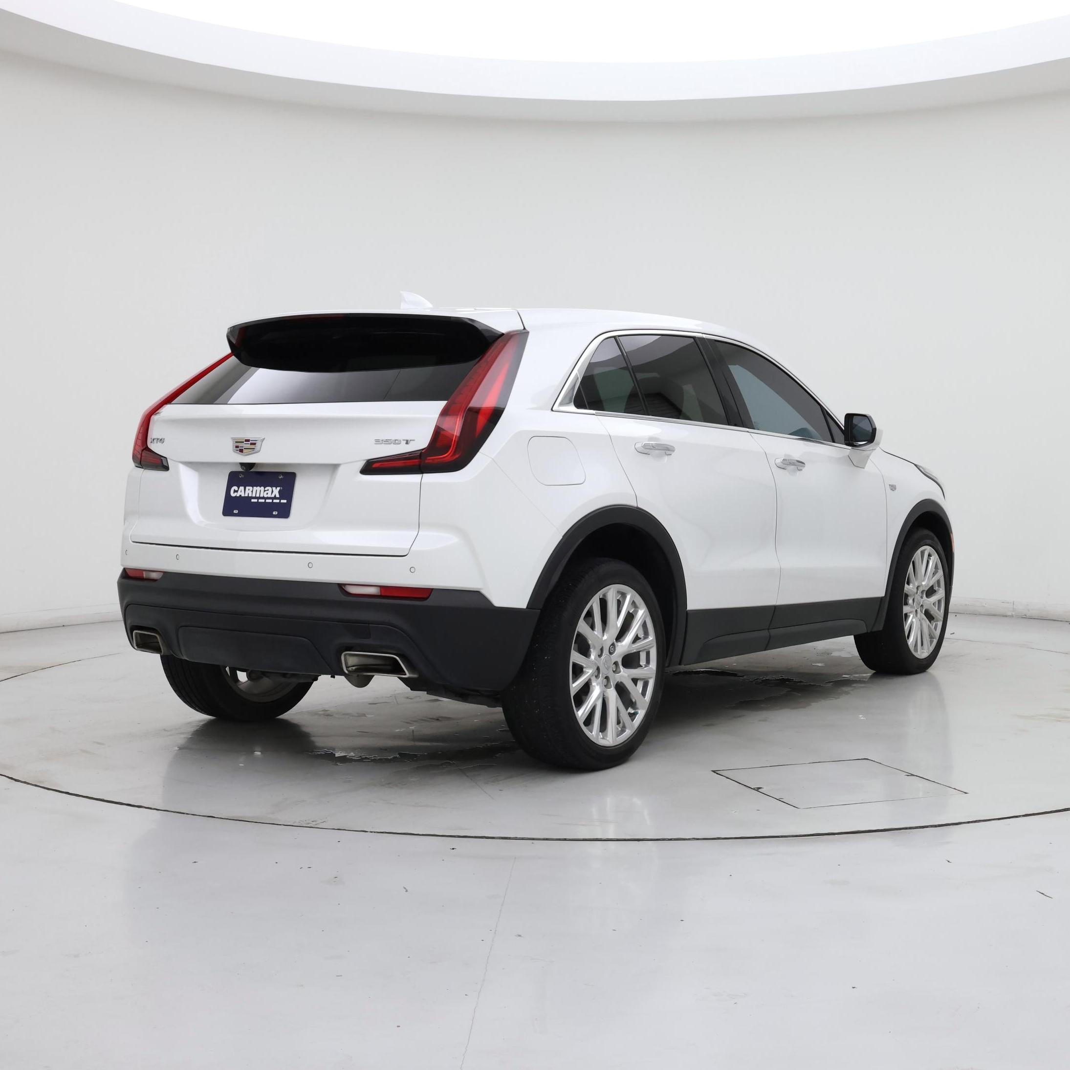 Thumbnail: 2023 Cadillac XT4 - 8