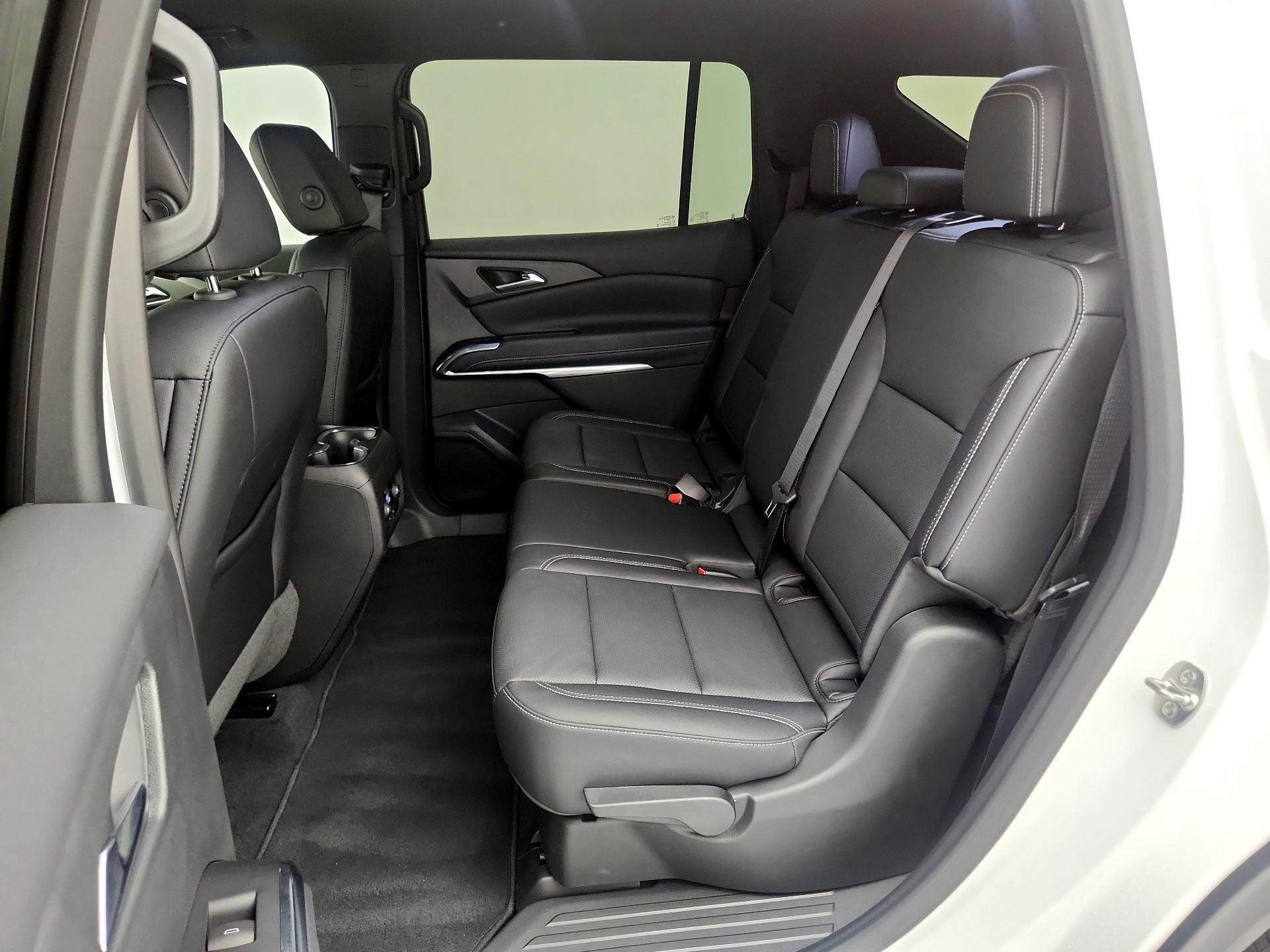 Thumbnail: 2025 Chevrolet Traverse - 20