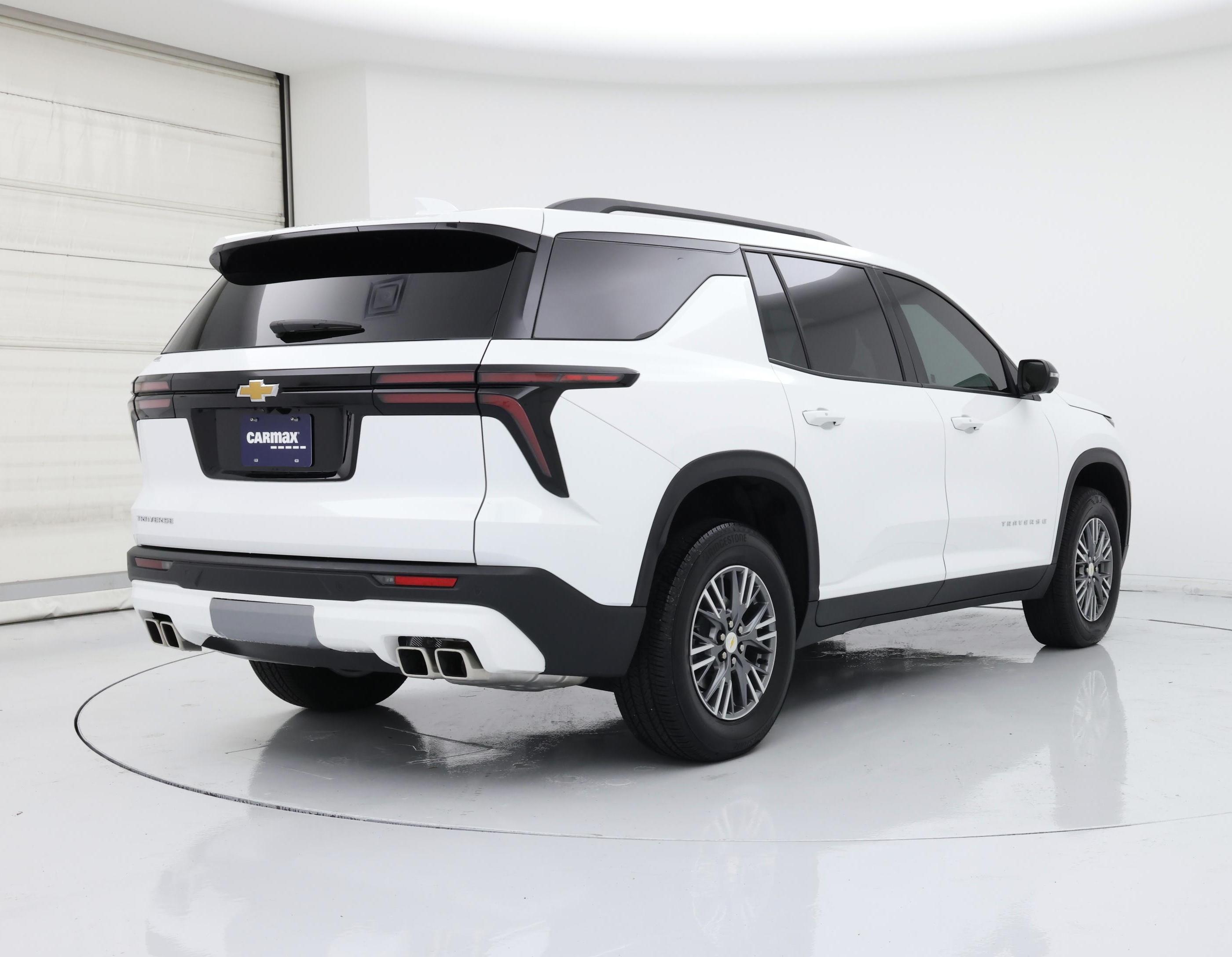 Thumbnail: 2025 Chevrolet Traverse - 8