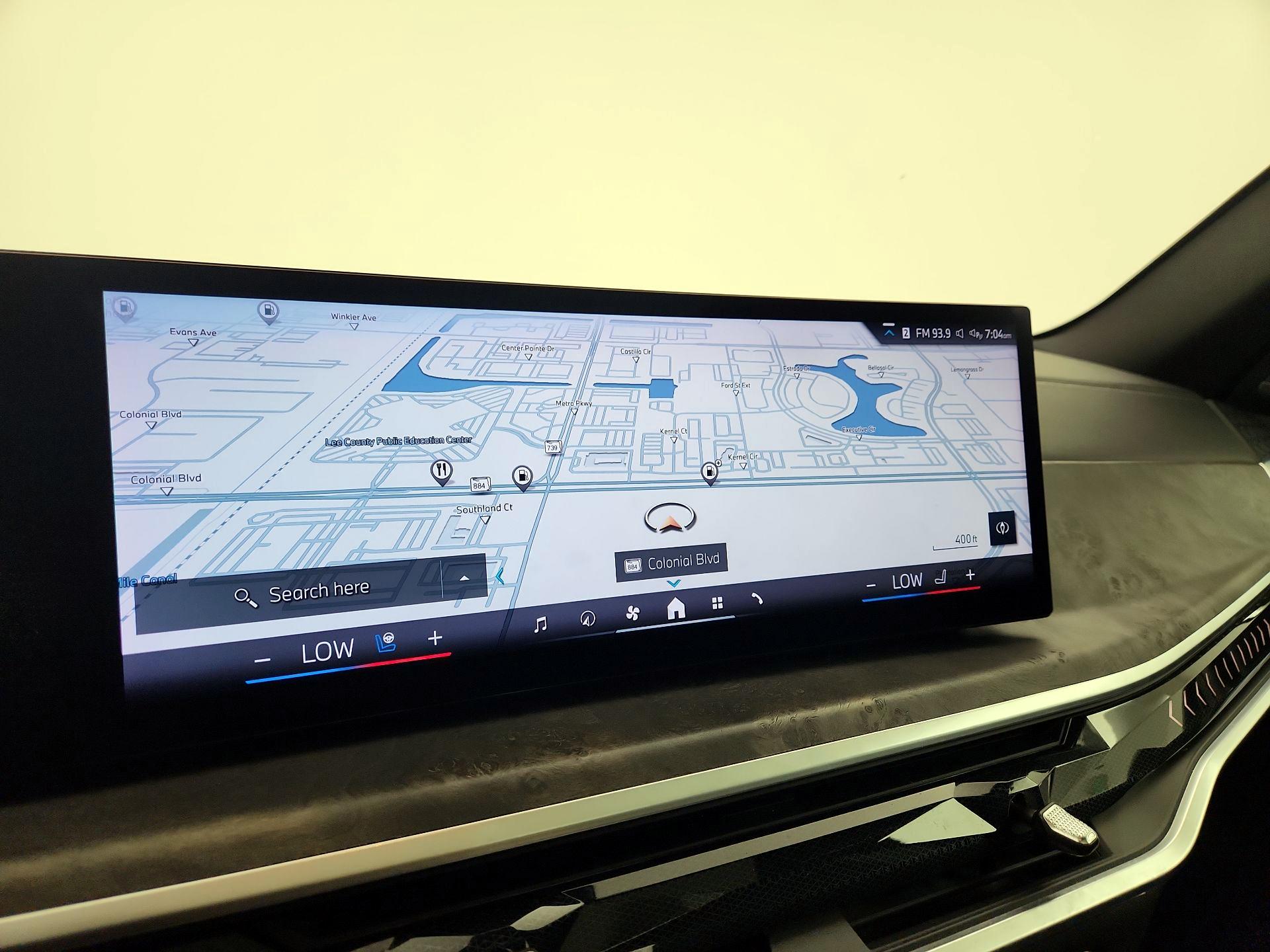 Thumbnail: 2024 BMW X5 - 14