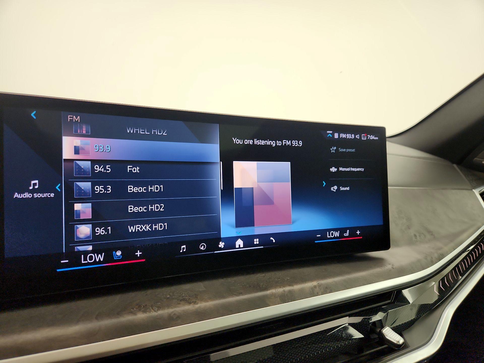 Thumbnail: 2024 BMW X5 - 16