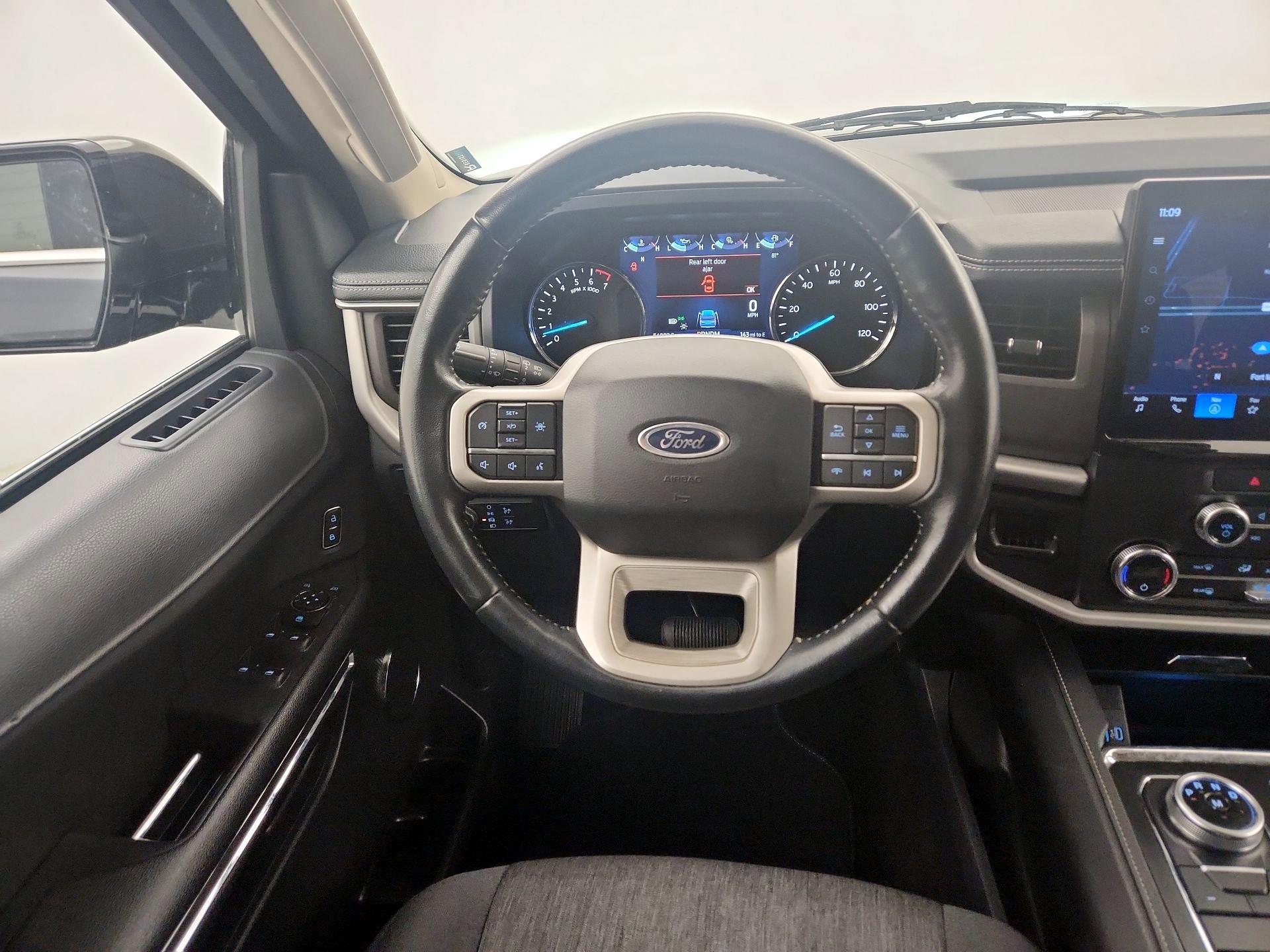 Thumbnail: 2022 Ford Expedition - 10