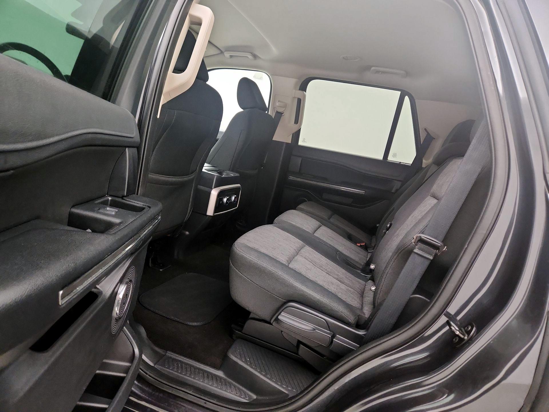 Thumbnail: 2022 Ford Expedition - 20