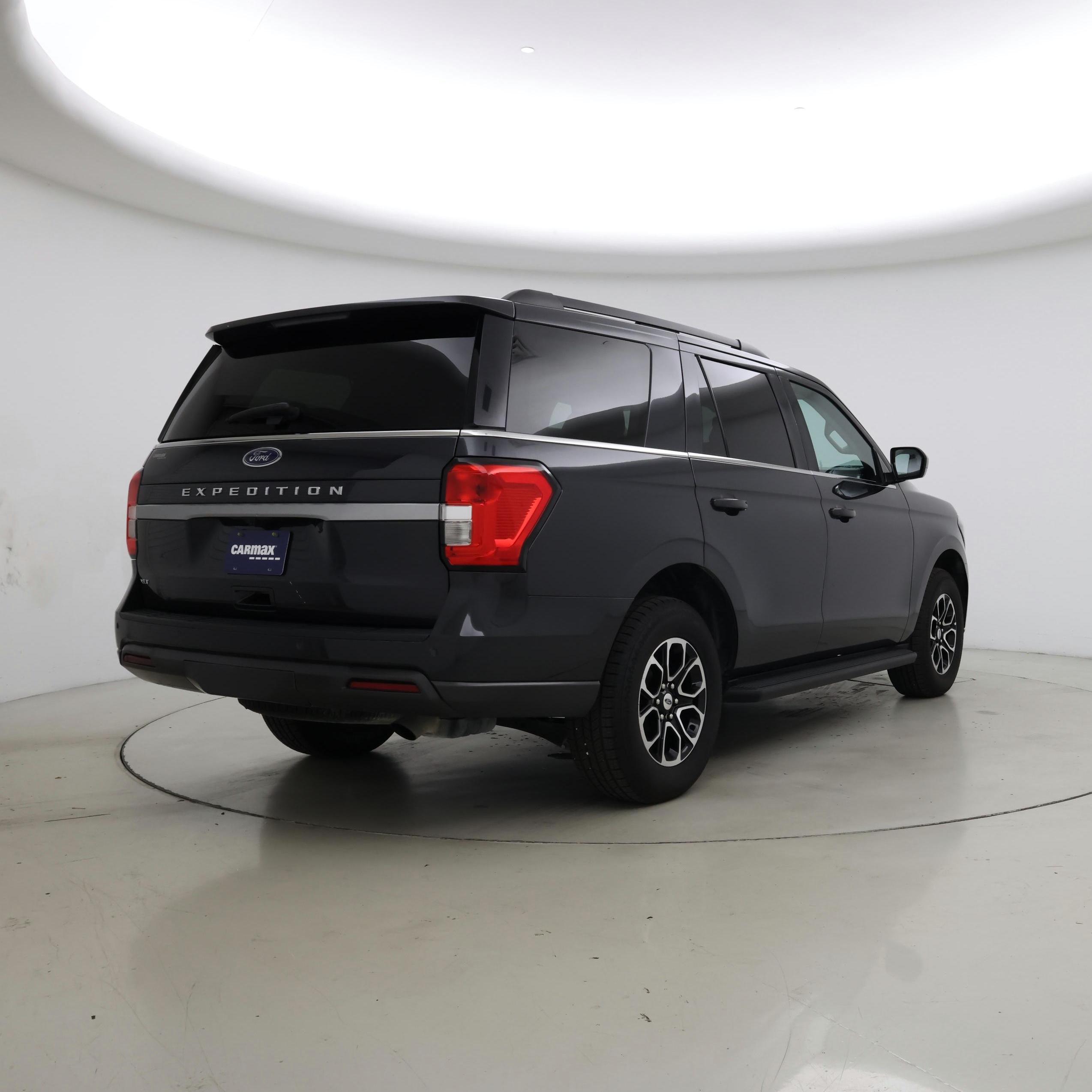 Thumbnail: 2022 Ford Expedition - 8