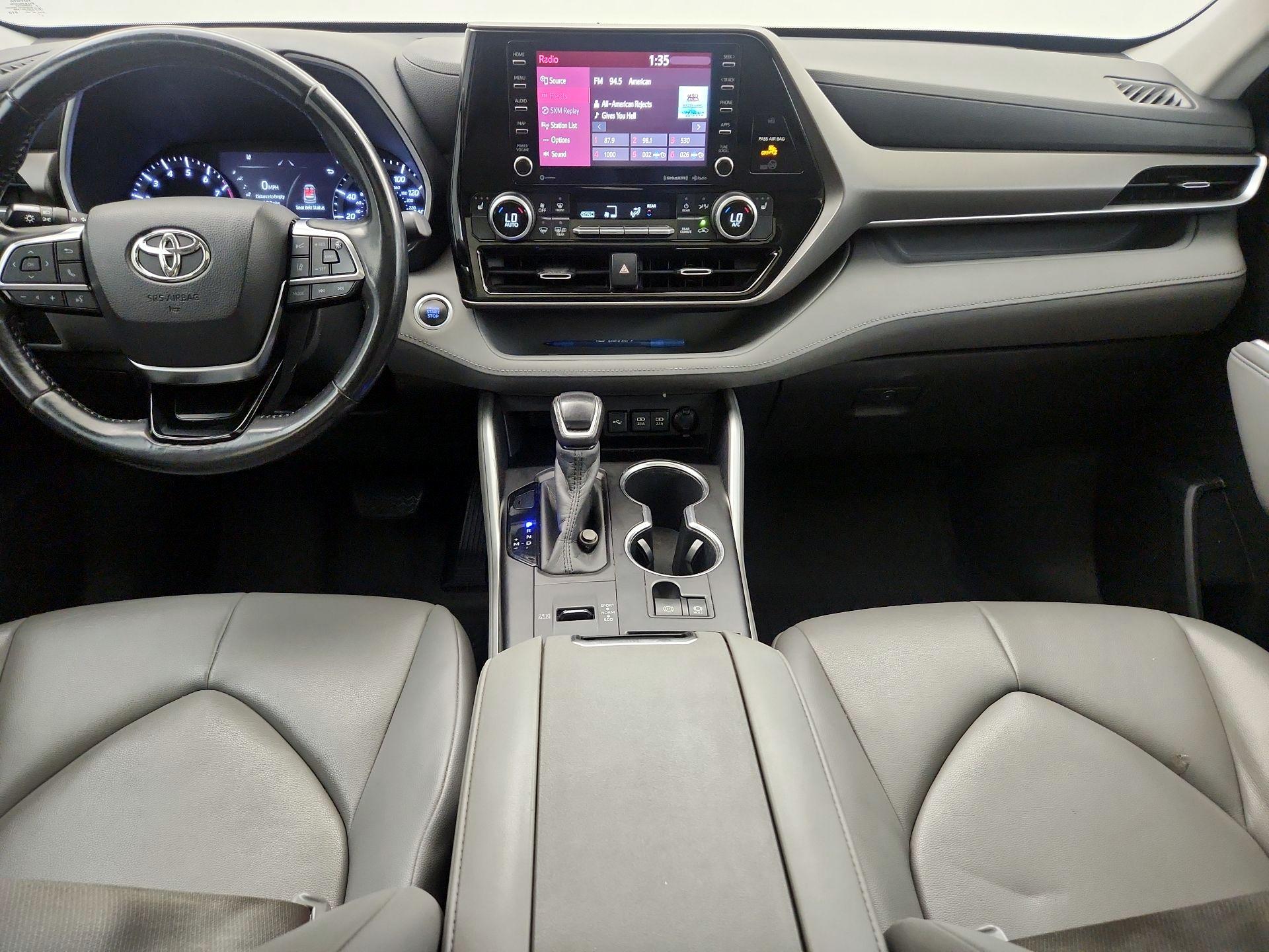 Thumbnail: 2020 Toyota Highlander - 9