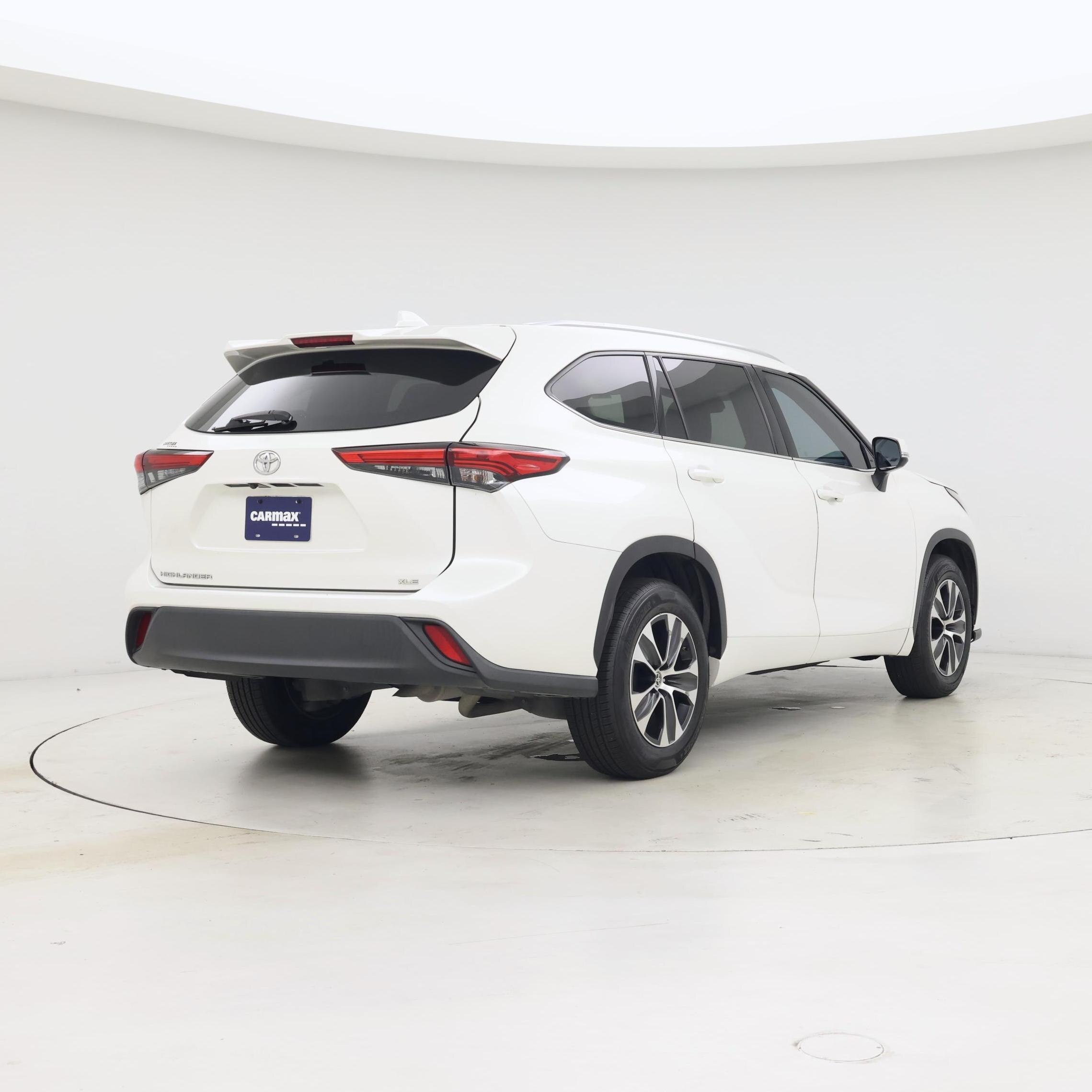 Thumbnail: 2020 Toyota Highlander - 8