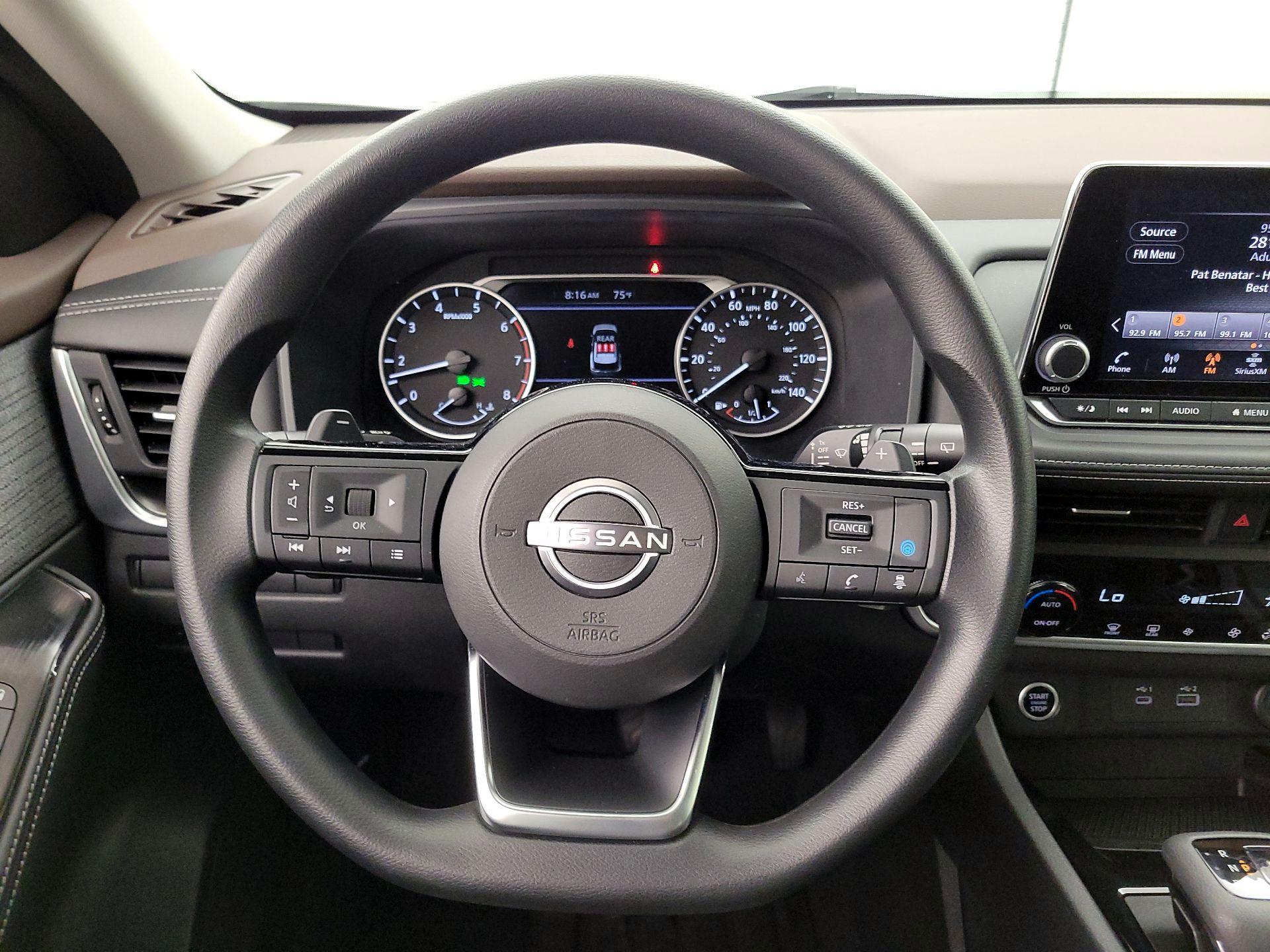 Thumbnail: 2023 Nissan Rogue - 10