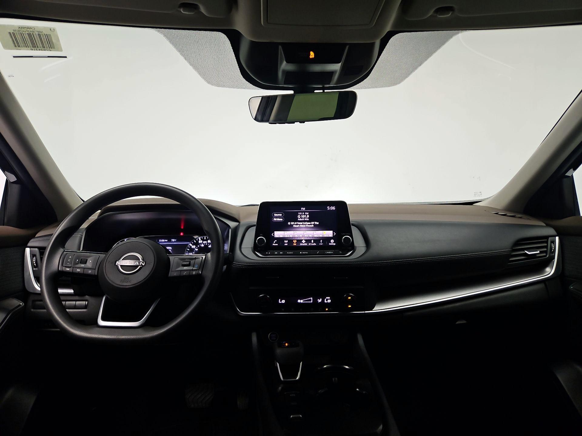 Thumbnail: 2023 Nissan Rogue - 9