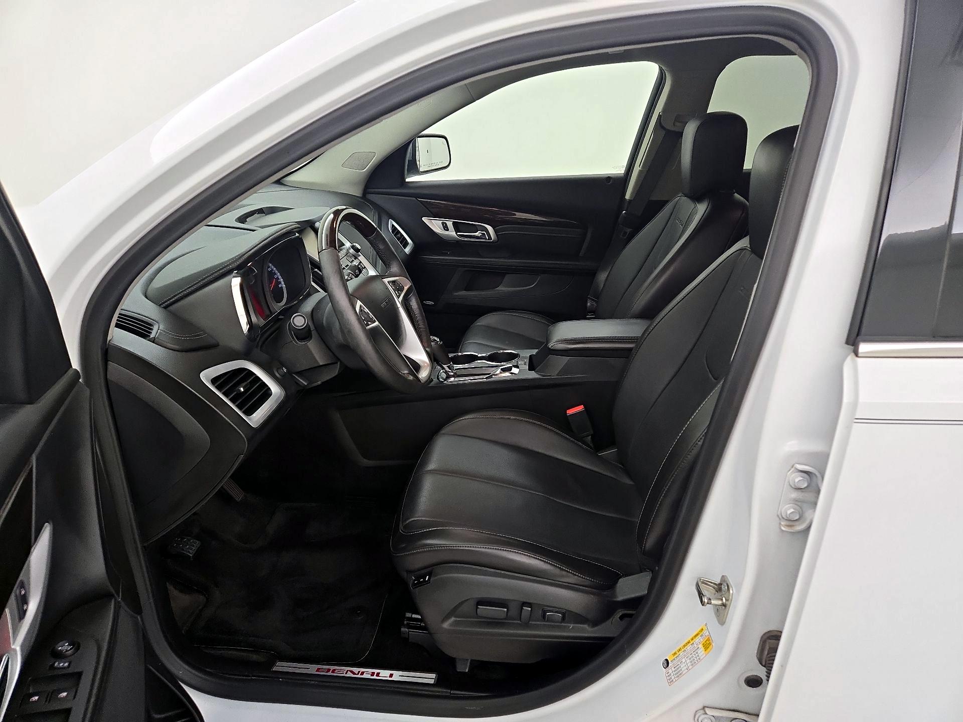 Thumbnail: 2017 GMC Terrain - 11