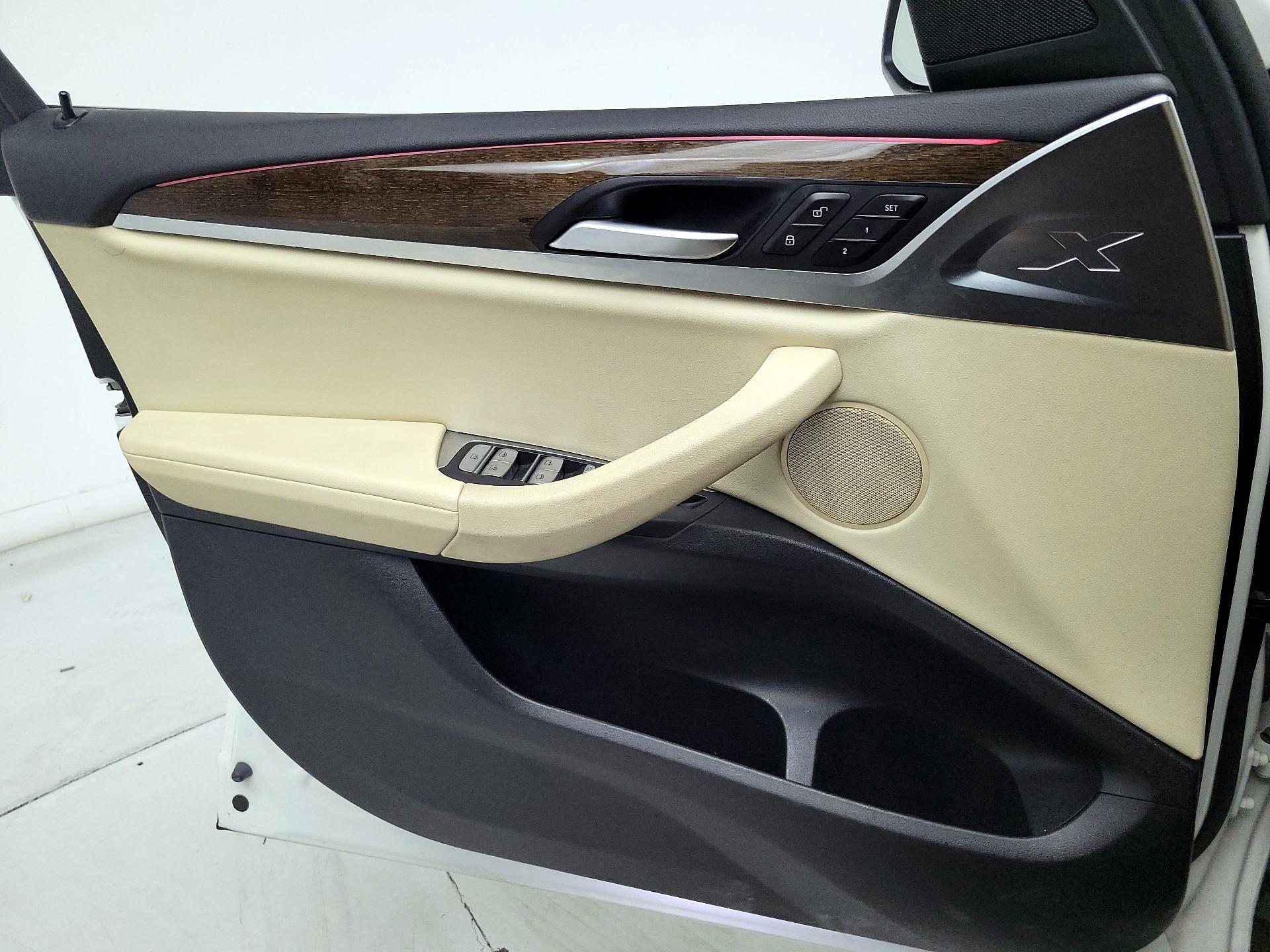 Thumbnail: 2022 BMW X3 - 12